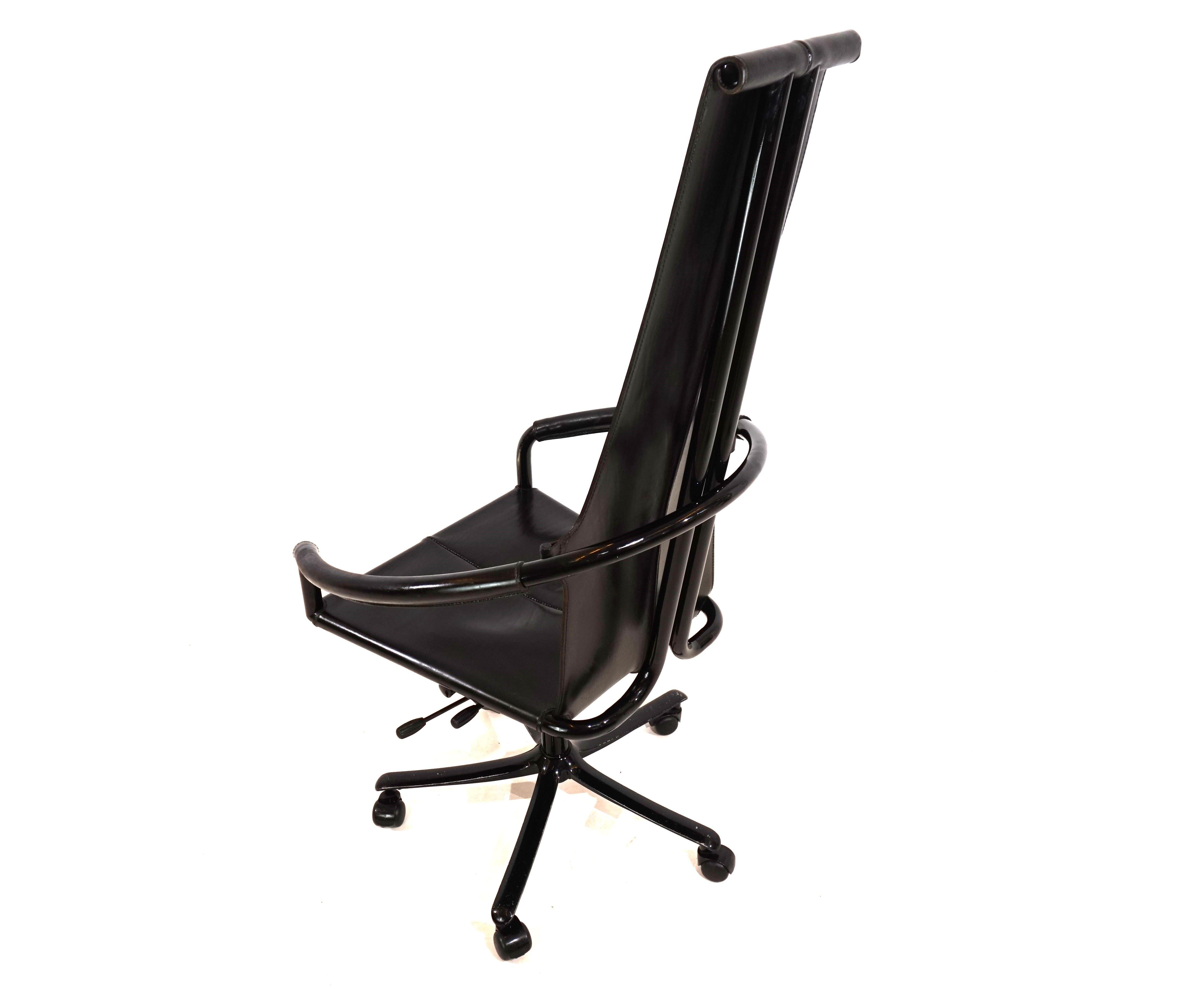 Cofemo Italia silla de oficina de cuero 80s en venta 13