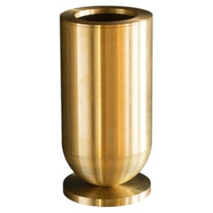 Zeitgenössische skulpturale Vase Cofete aus Messing von Jan Garncarek