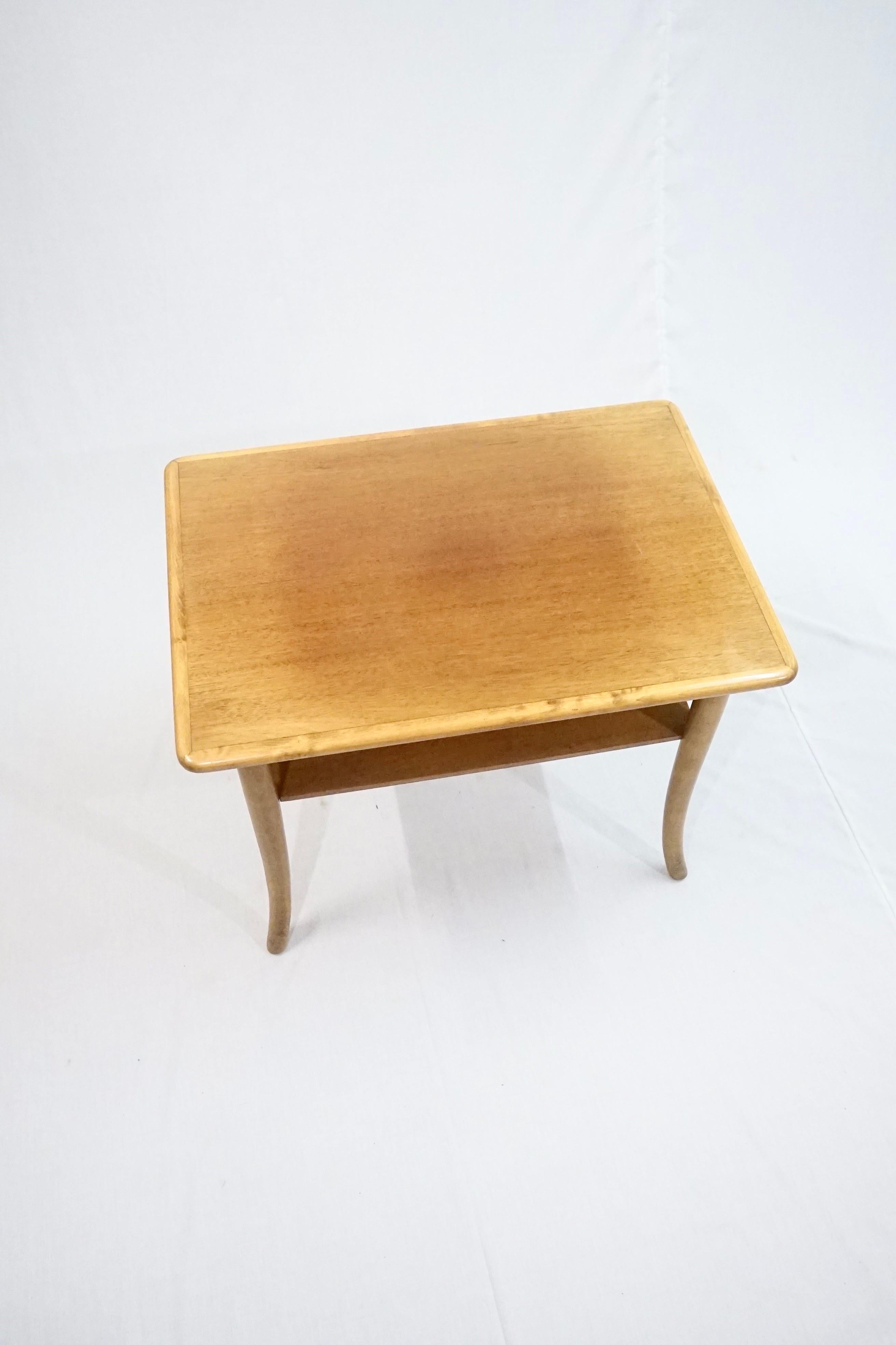 Scandinavian Modern Coffe Table in Beech Wood by Søren Hansen for Fritz Hansen, 1940’s