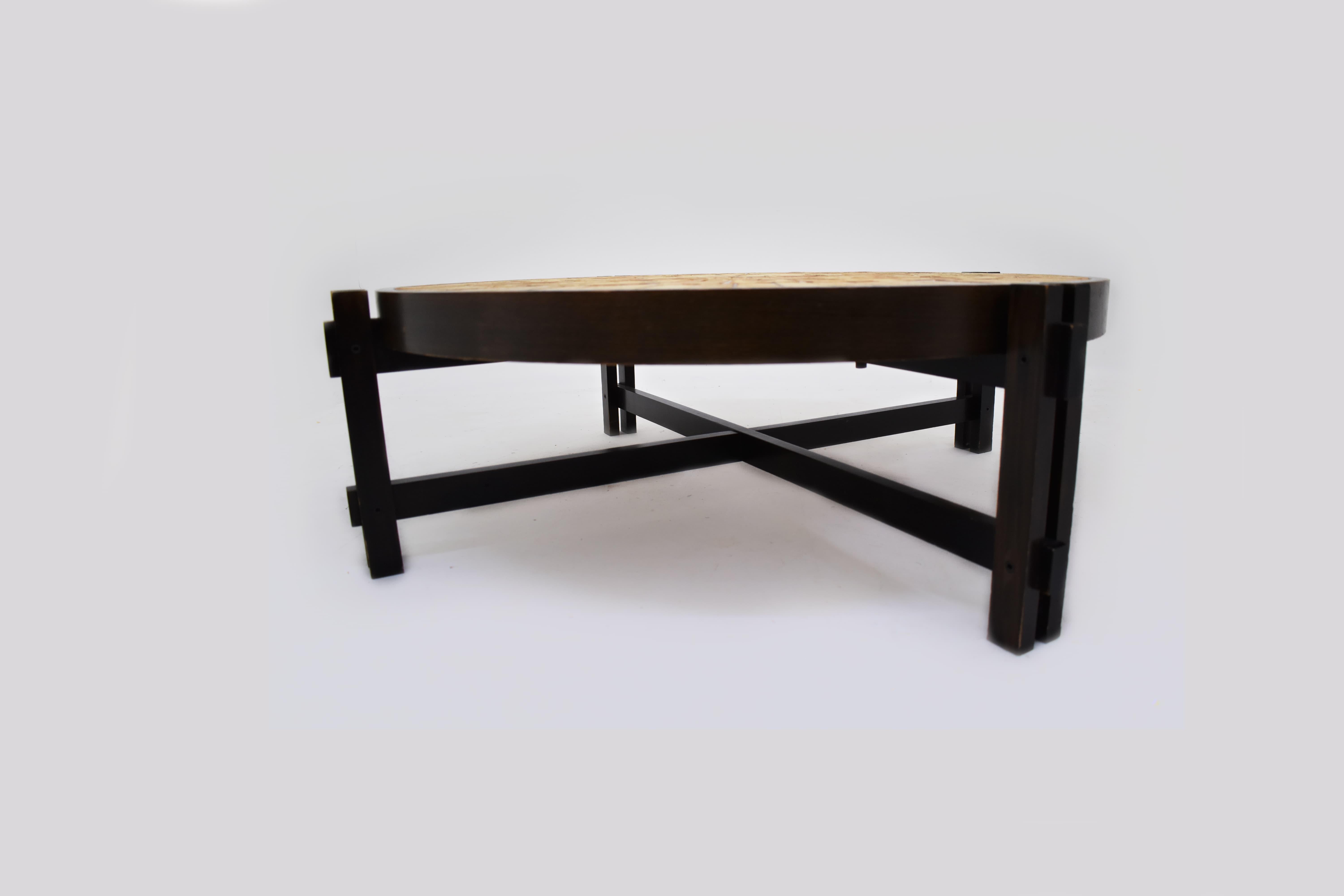 French Coffee Table in Ceramic and Wood by Roger Capron, France 1970, Rond and Brown