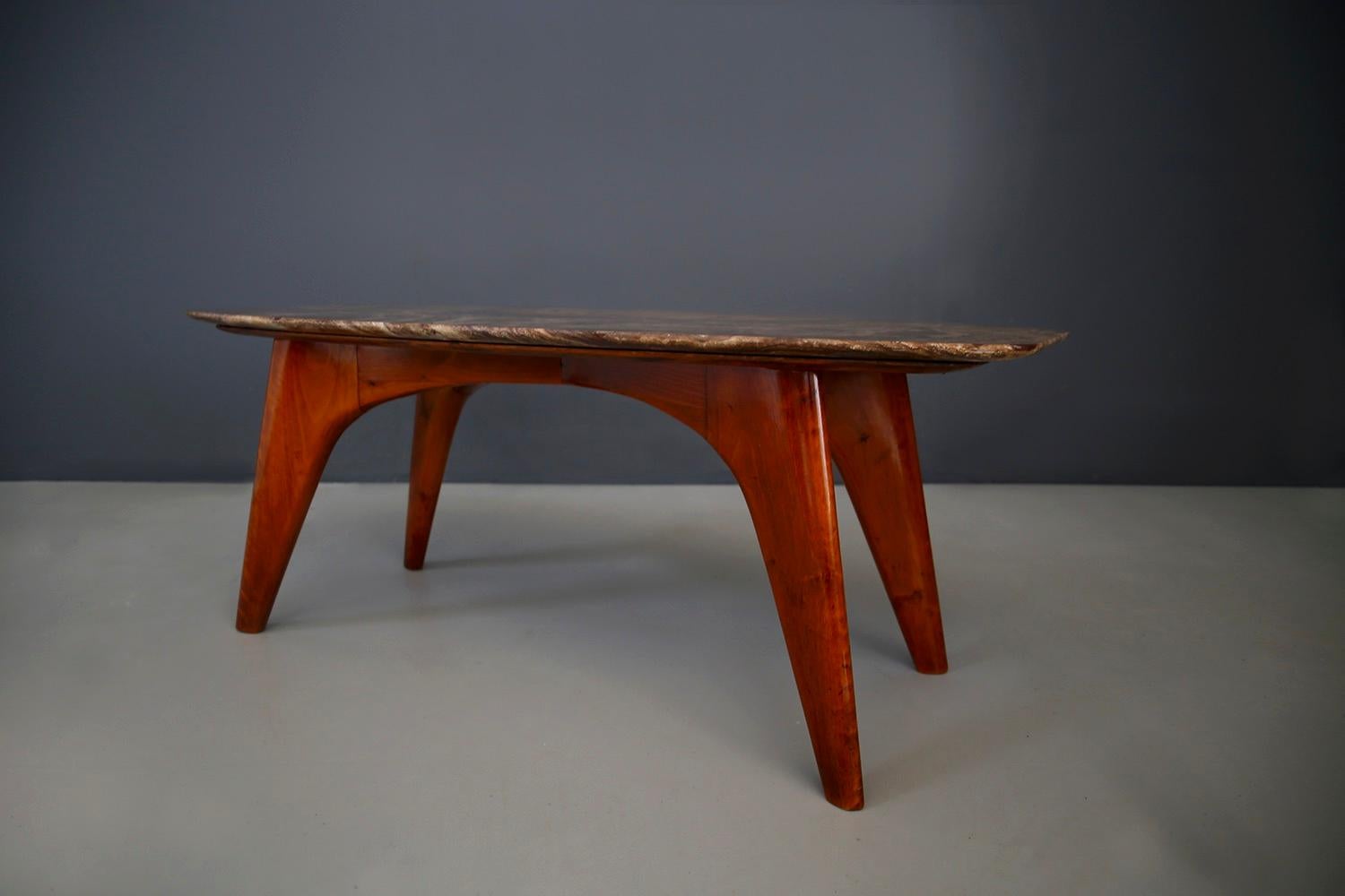 Italian Coffe Table Midcentury by Paolo Buffa in Lunar Marble, in Perfect Condition