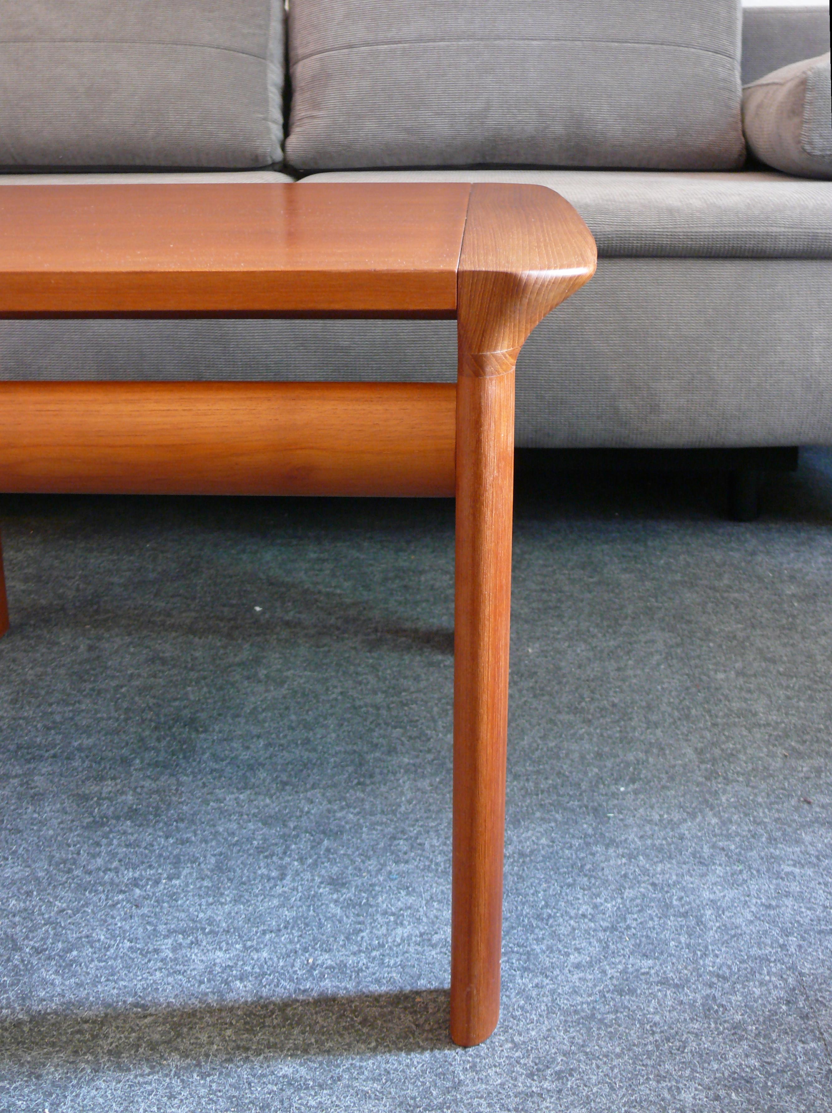 Coffe Table, Teak by Juul Kristensen for Komfort - Denmark, 1960s Danés en venta