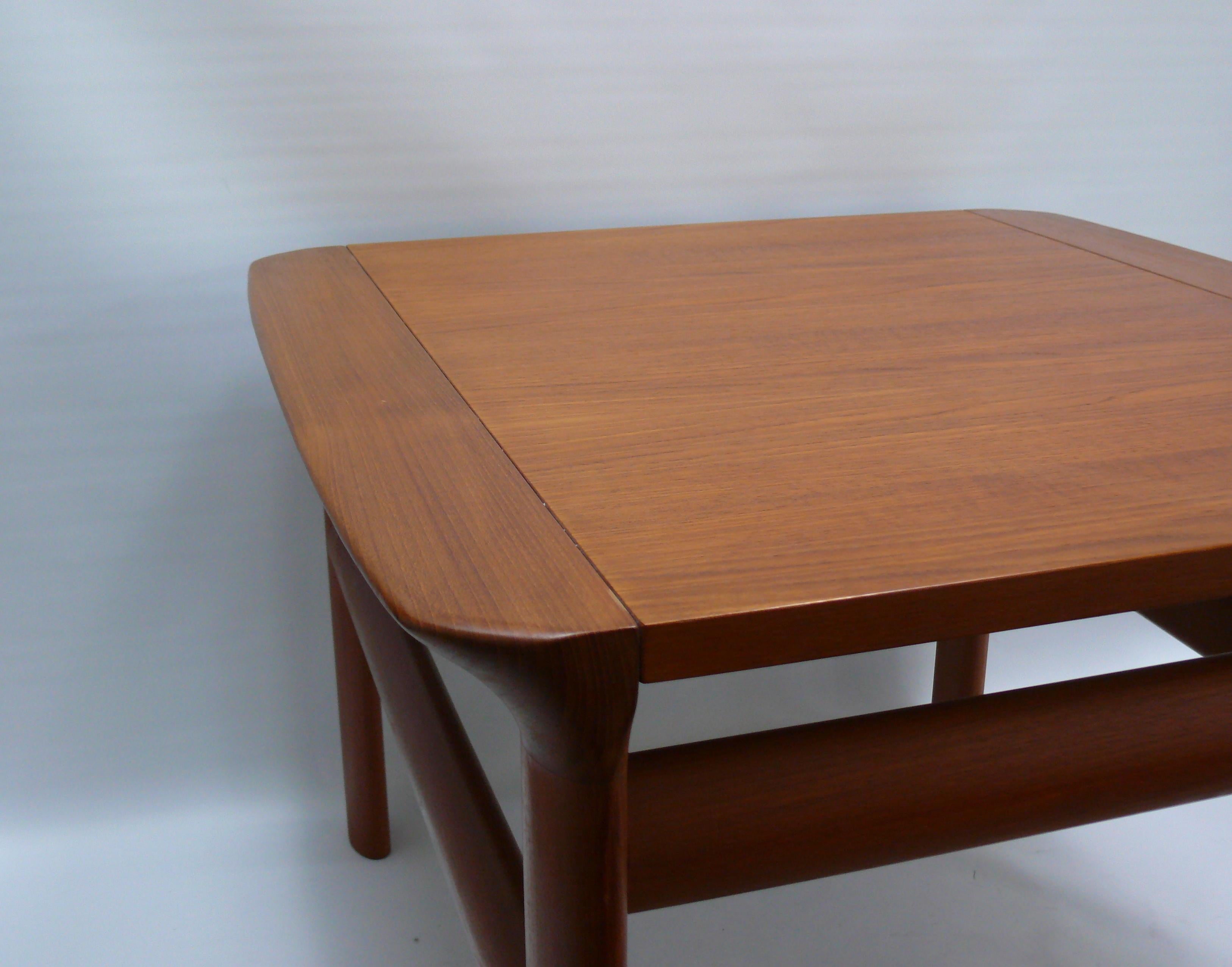Coffe Table, Teak by Juul Kristensen for Komfort - Denmark, 1960s mediados del siglo XX en venta