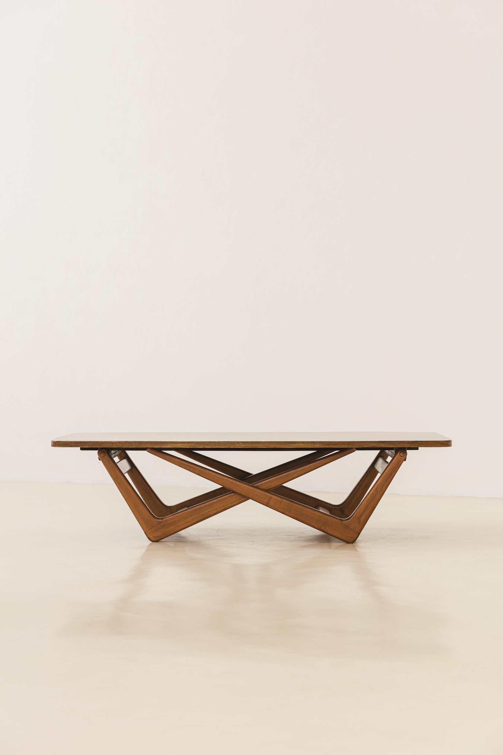Mid-Century Modern Table basse et table de salle à manger en bois de rose, Martin Eisler, milieu du siècle brésilien, années 1950 en vente