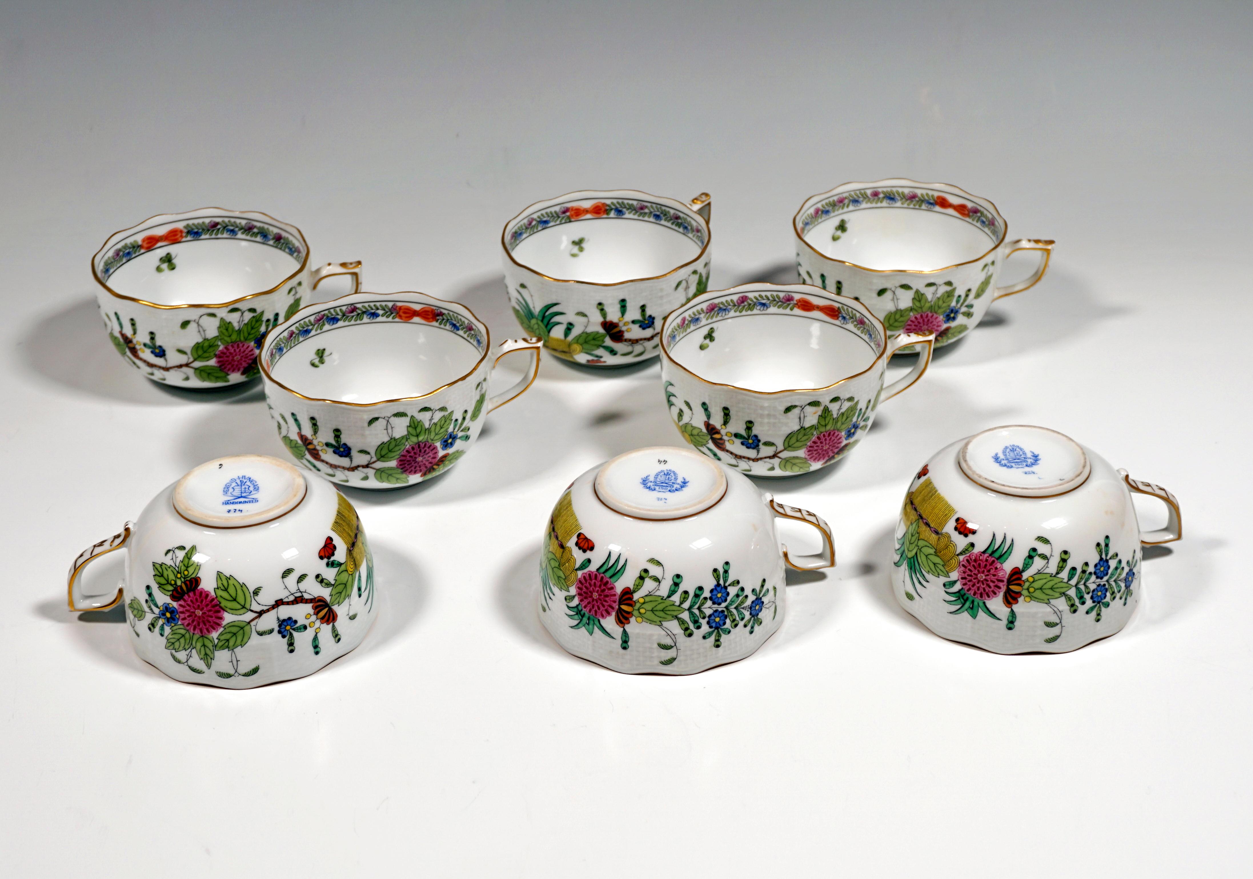 Porcelain Coffee and Tea Set for 8 Persons 'Fleurs des Indes' Herend Hungary, 20th Century