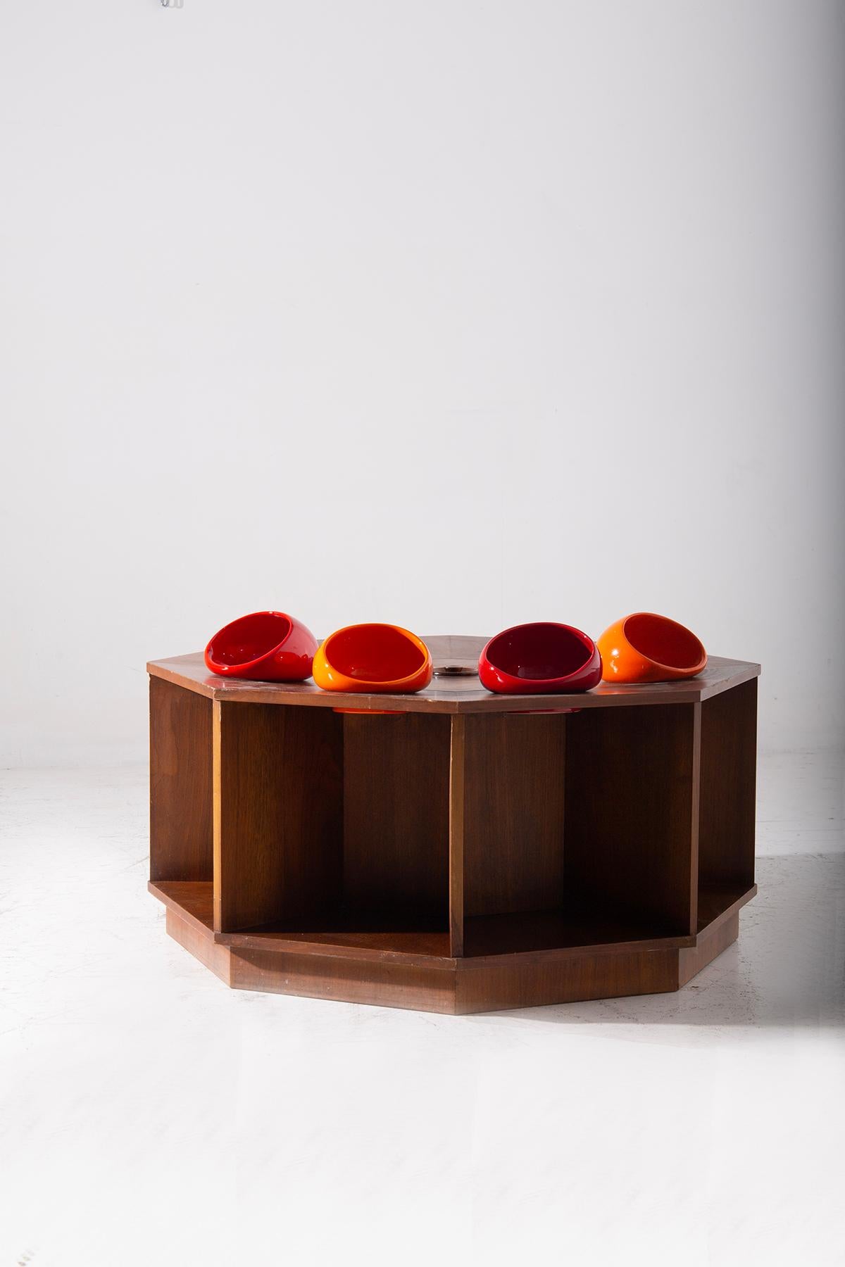 Mid-Century moderno Coffee Bar Table with Ceramic by V. Gregotti in vendita