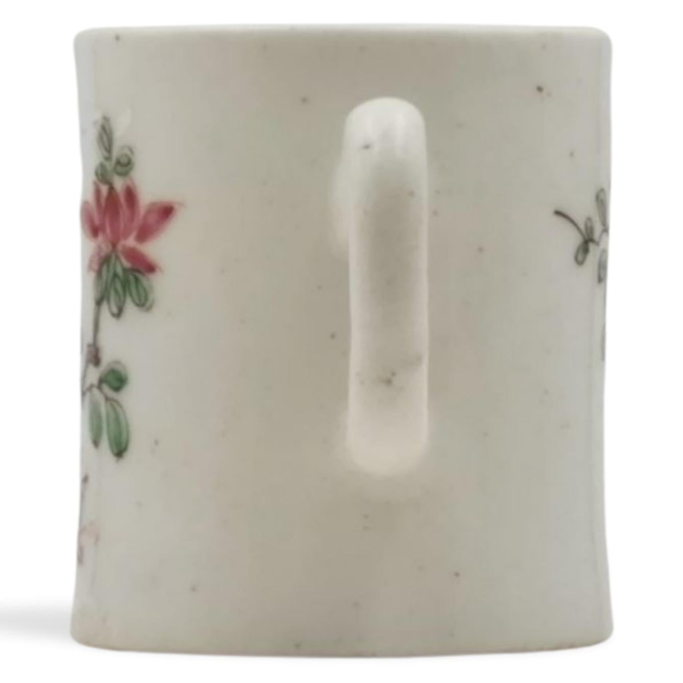 English Coffee Can with Famille Rose decoration, Bow Porcelain, circa 1750 For Sale