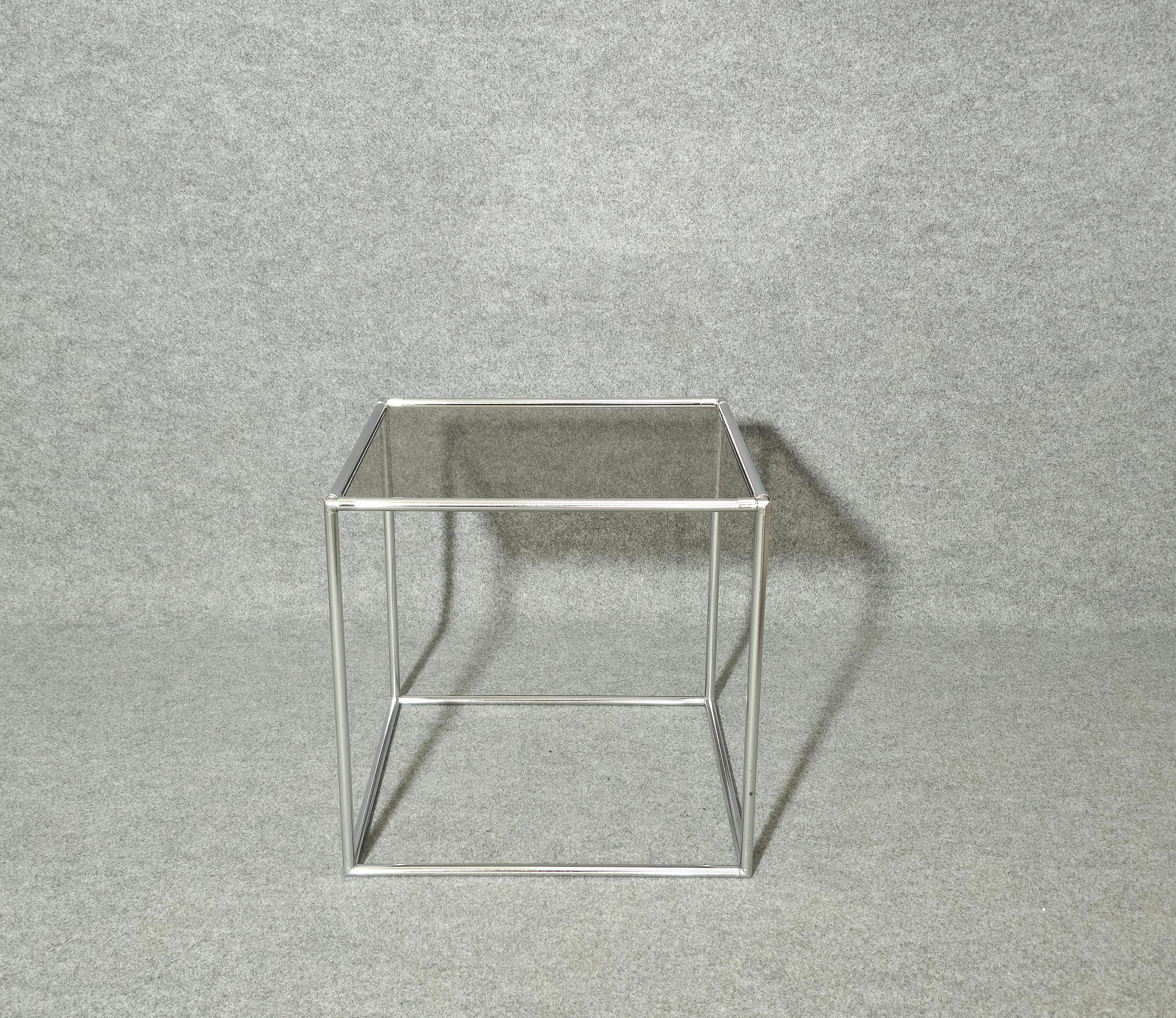 Mesa Cocktail de Café Metal Cromado Vidrio Ahumado Moderna de Mediano Siglo Italia Años 70 siglo XX en venta