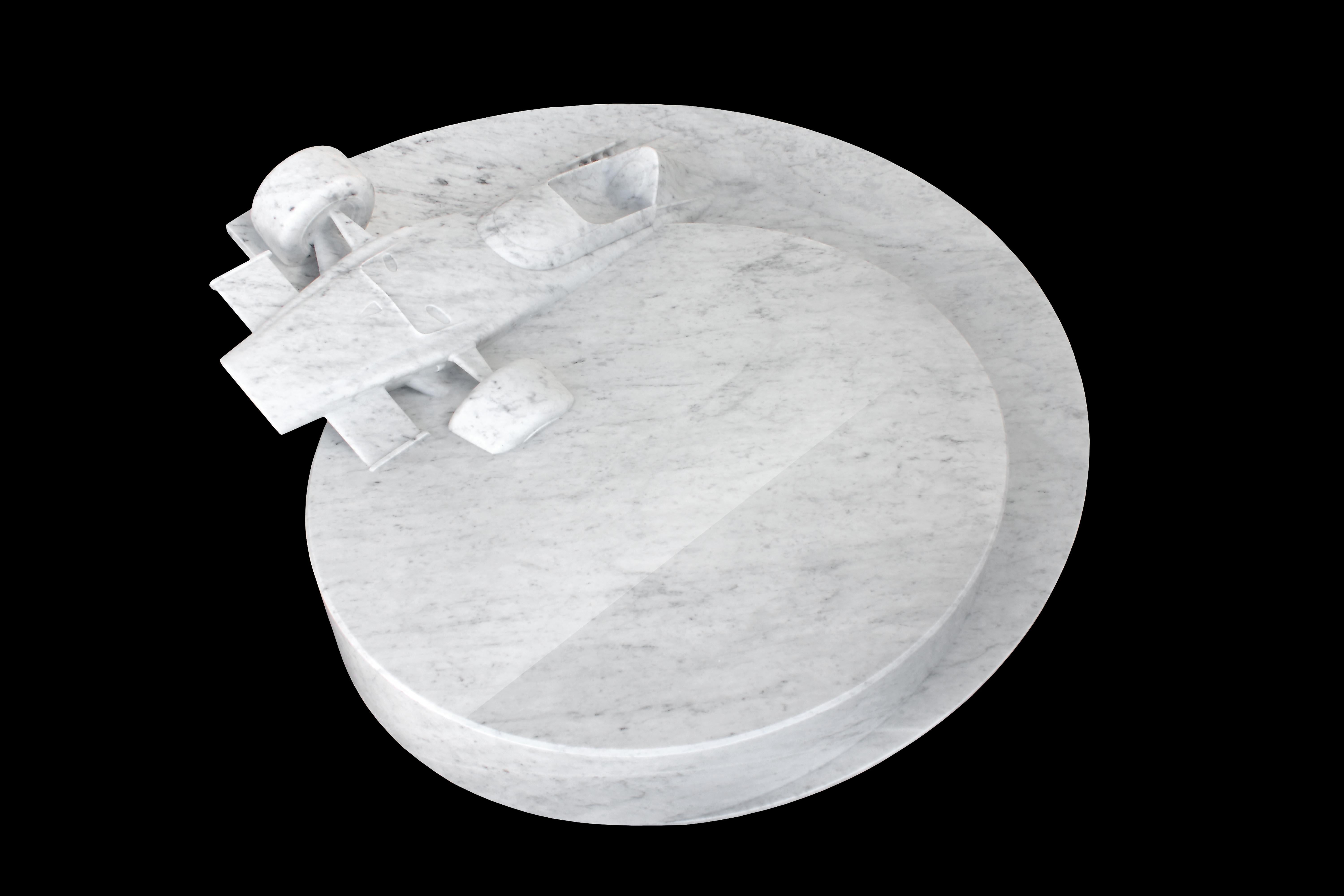 Couchtisch Ferrari Carrara-Marmor, drehbar, Sammlerstück, Italien (Geschnitzt) im Angebot