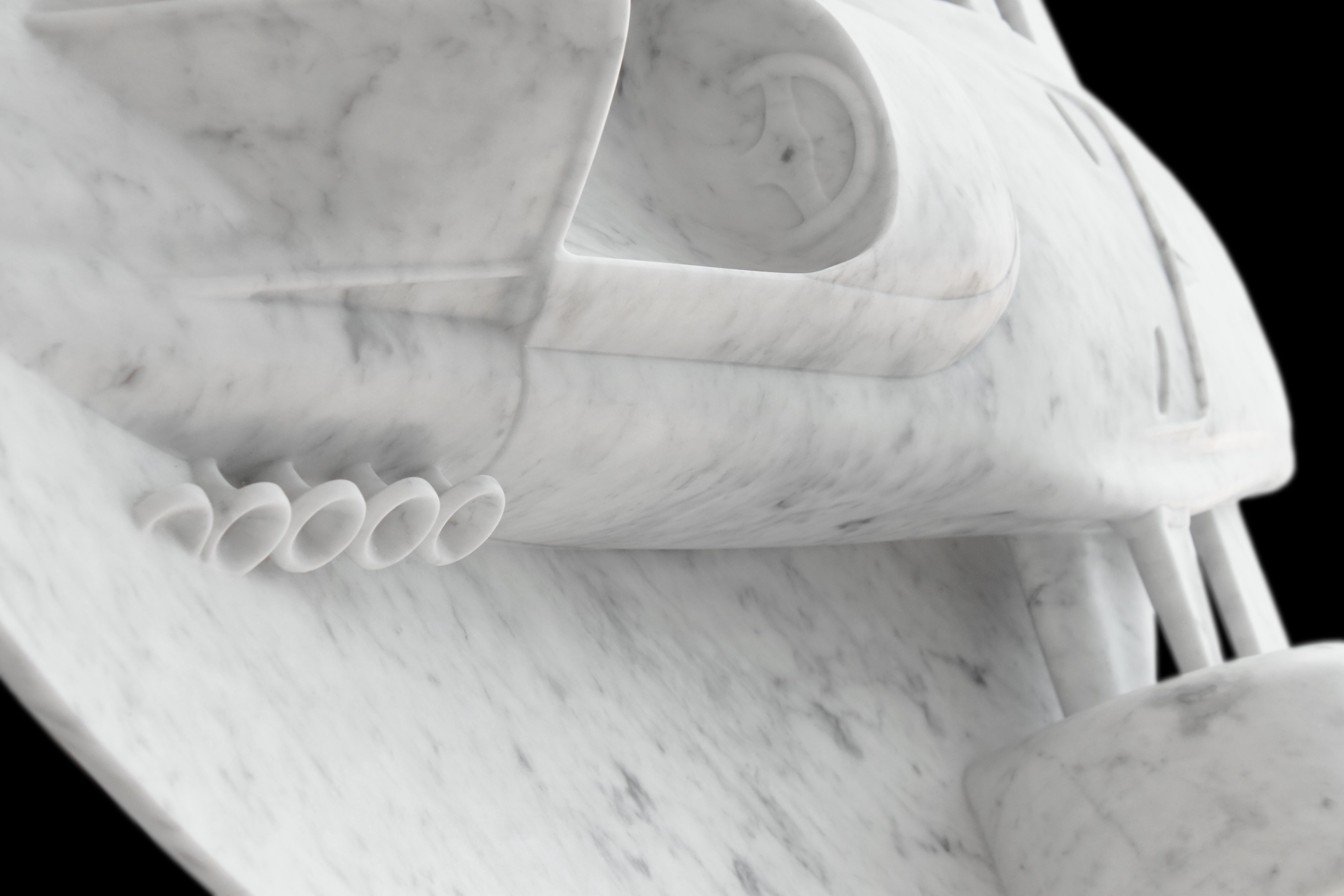 Couchtisch Ferrari Carrara-Marmor drehbare Skulptur Design Italien im Angebot 6