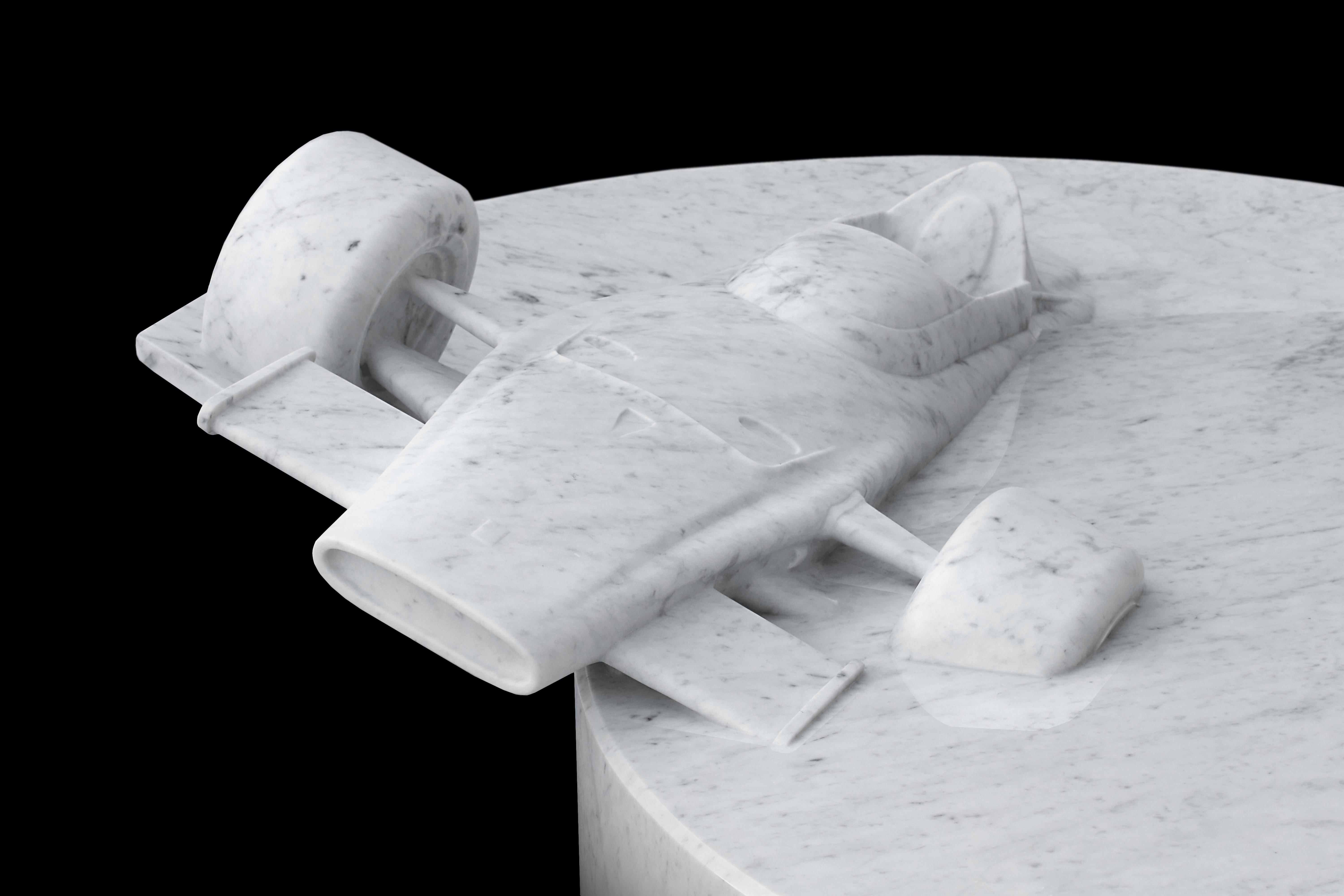 Couchtisch Ferrari Carrara-Marmor drehbare Skulptur Design Italien im Angebot 1