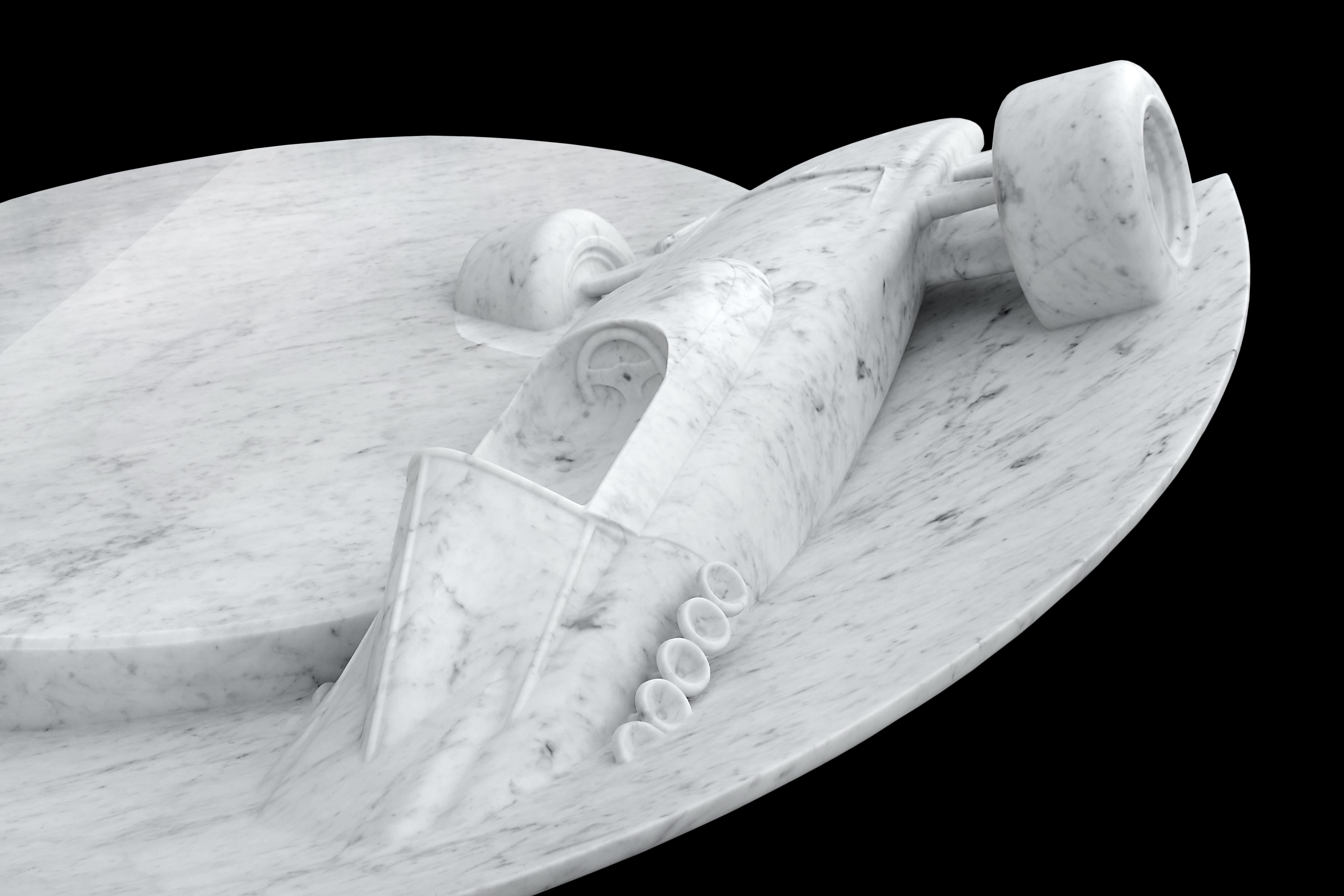 Couchtisch Ferrari Carrara-Marmor drehbare Skulptur Design Italien im Angebot 2