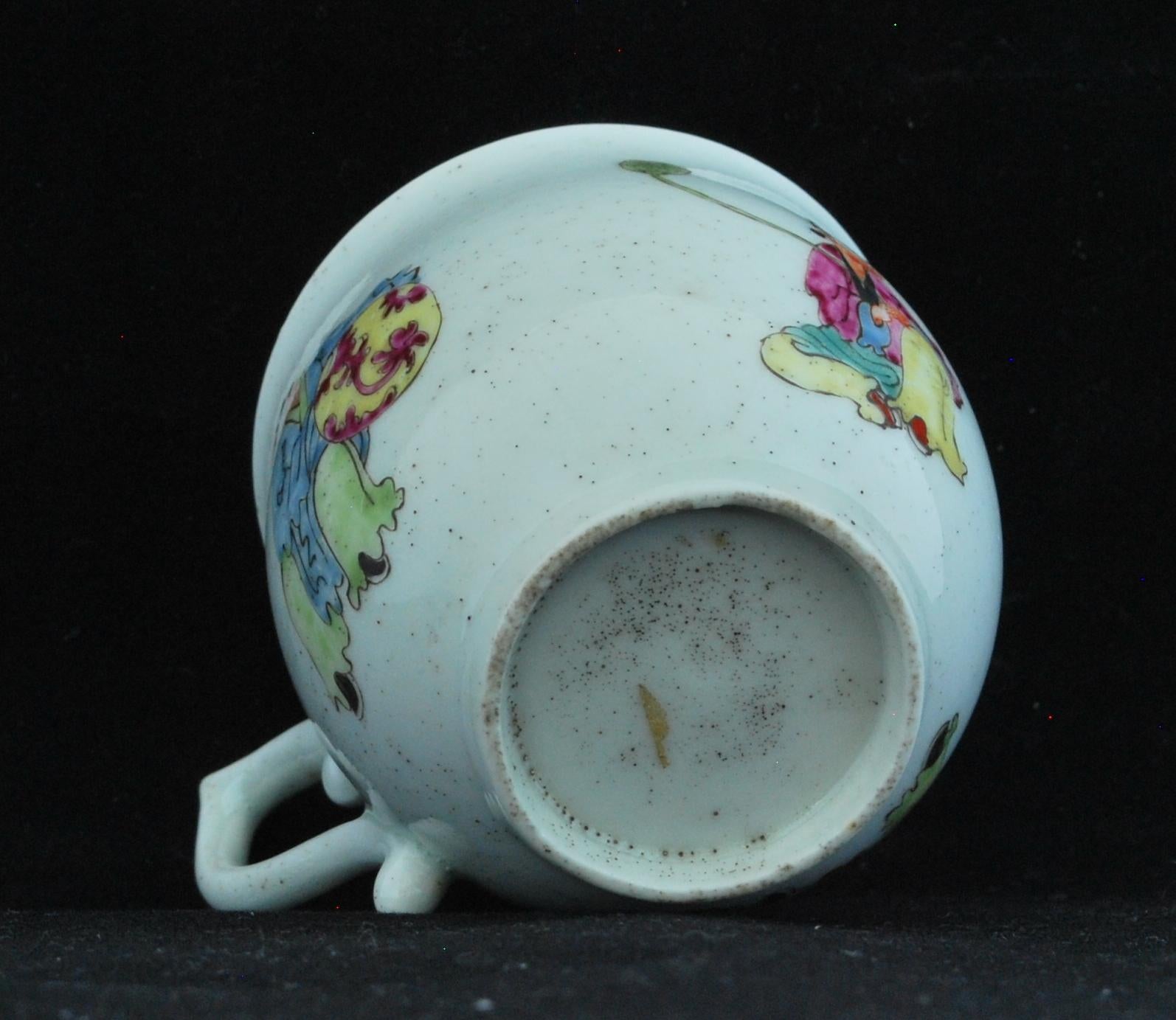 Coffee Cup and Saucer Laughing Buddha, or Pu Tai. Worcester, circa 1762 For Sale 3