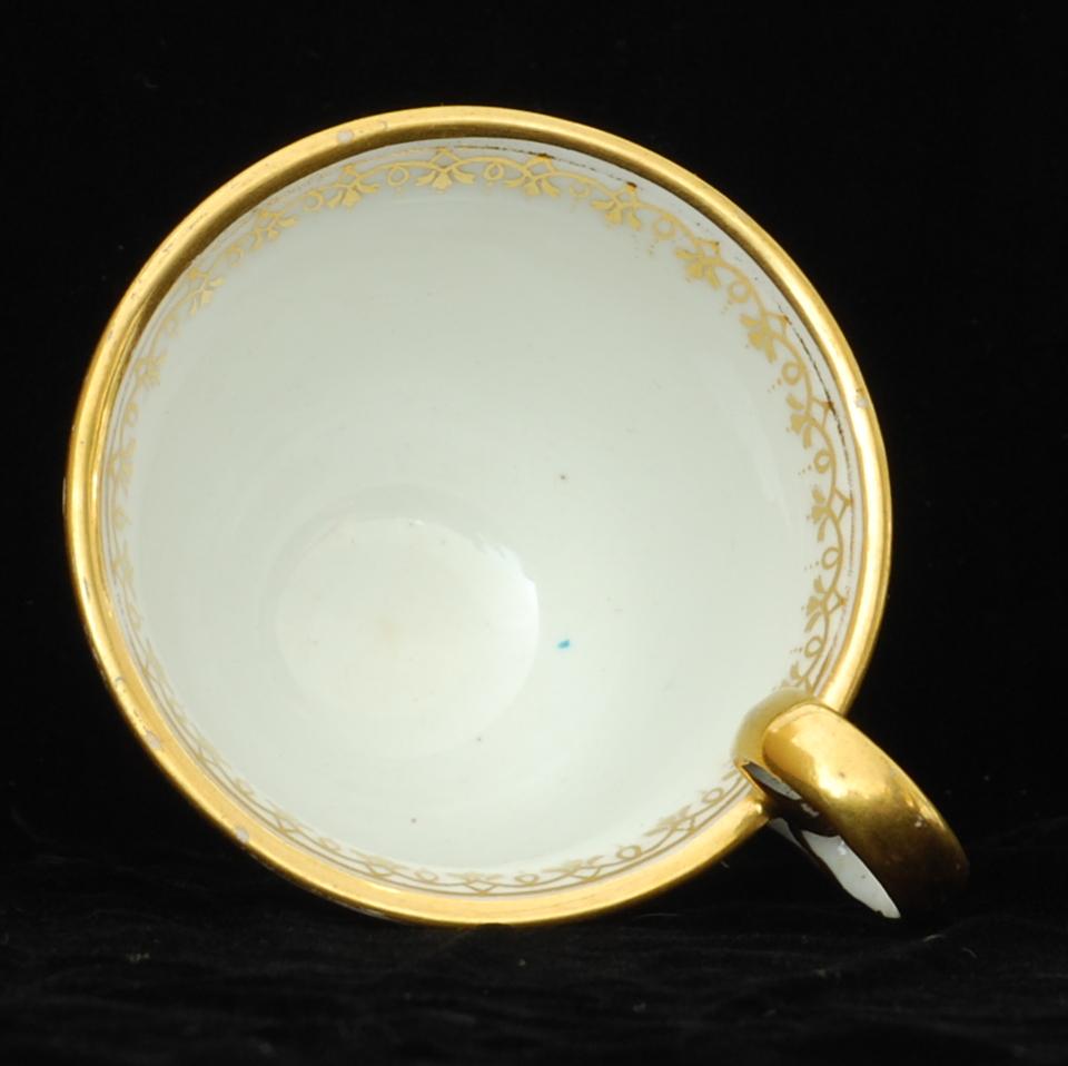 Coffee Cup and Saucer Nantgarw Porcelain, circa 1815 In Excellent Condition For Sale In Melbourne, Victoria
