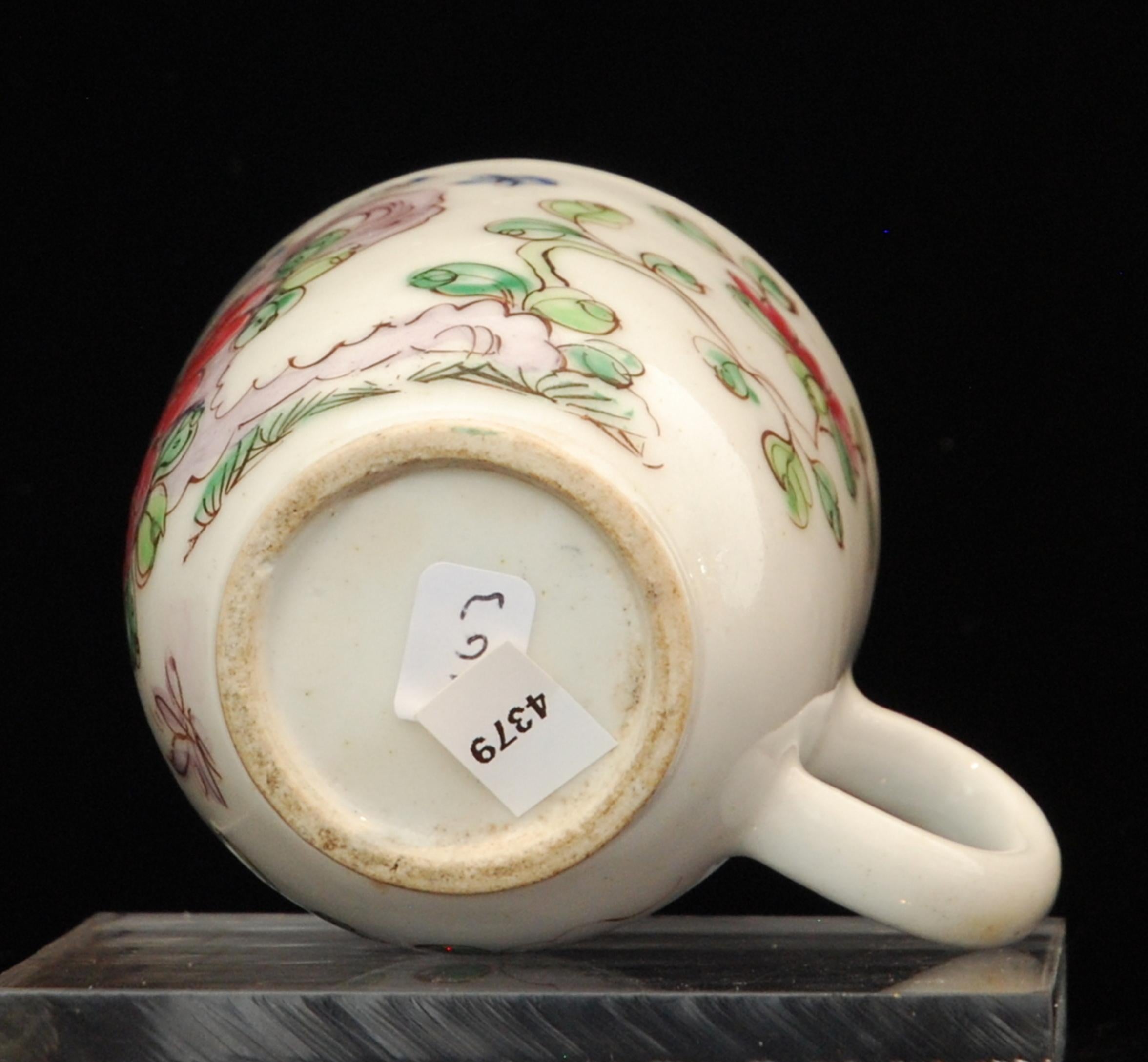 Coffee Cup with Famille Rose decoration, Bow Porcelain, circa 1750 For Sale 1