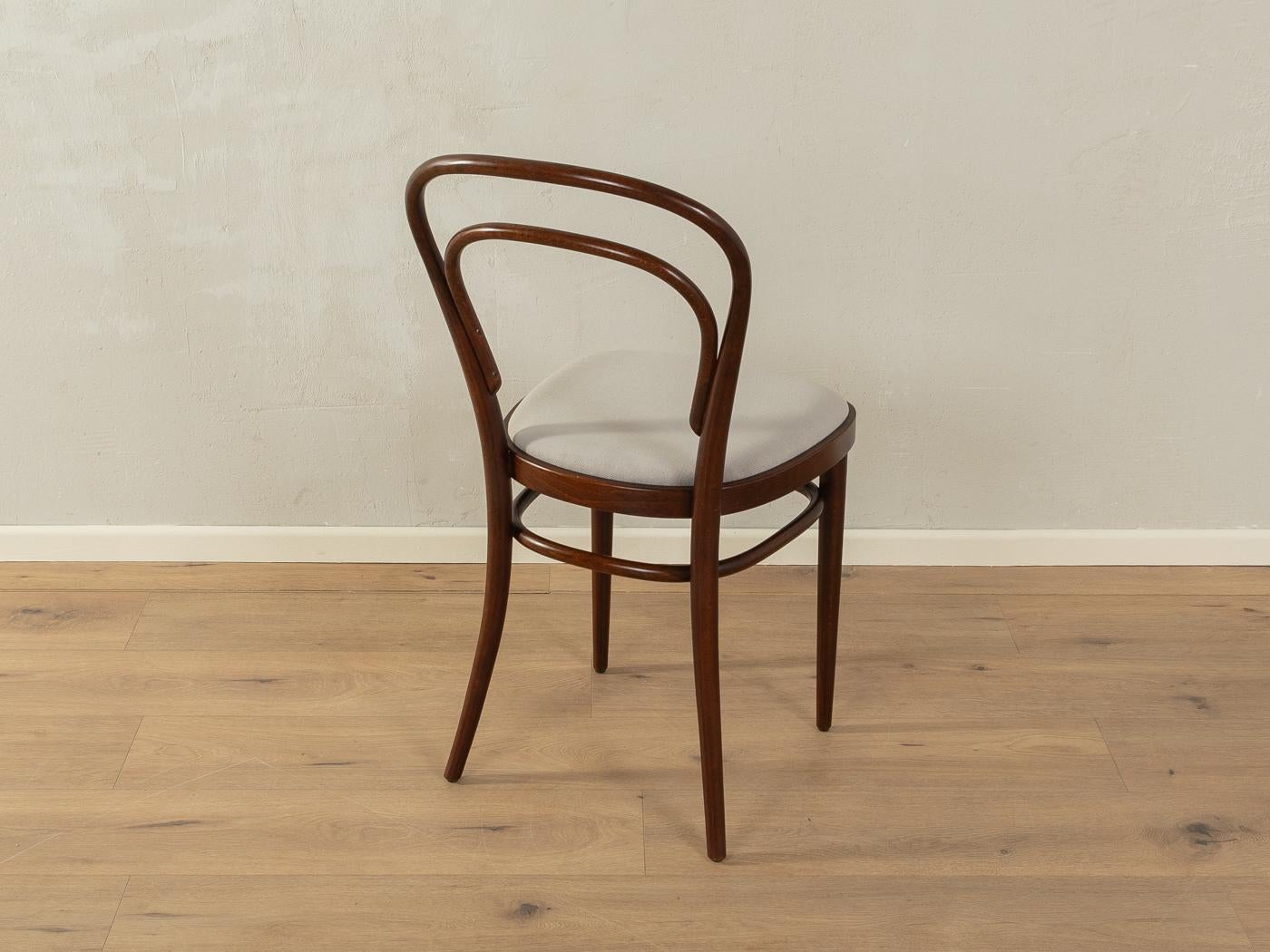 Mid-20th Century Coffee house chairs, model 214 by Michael Thonet For Sale