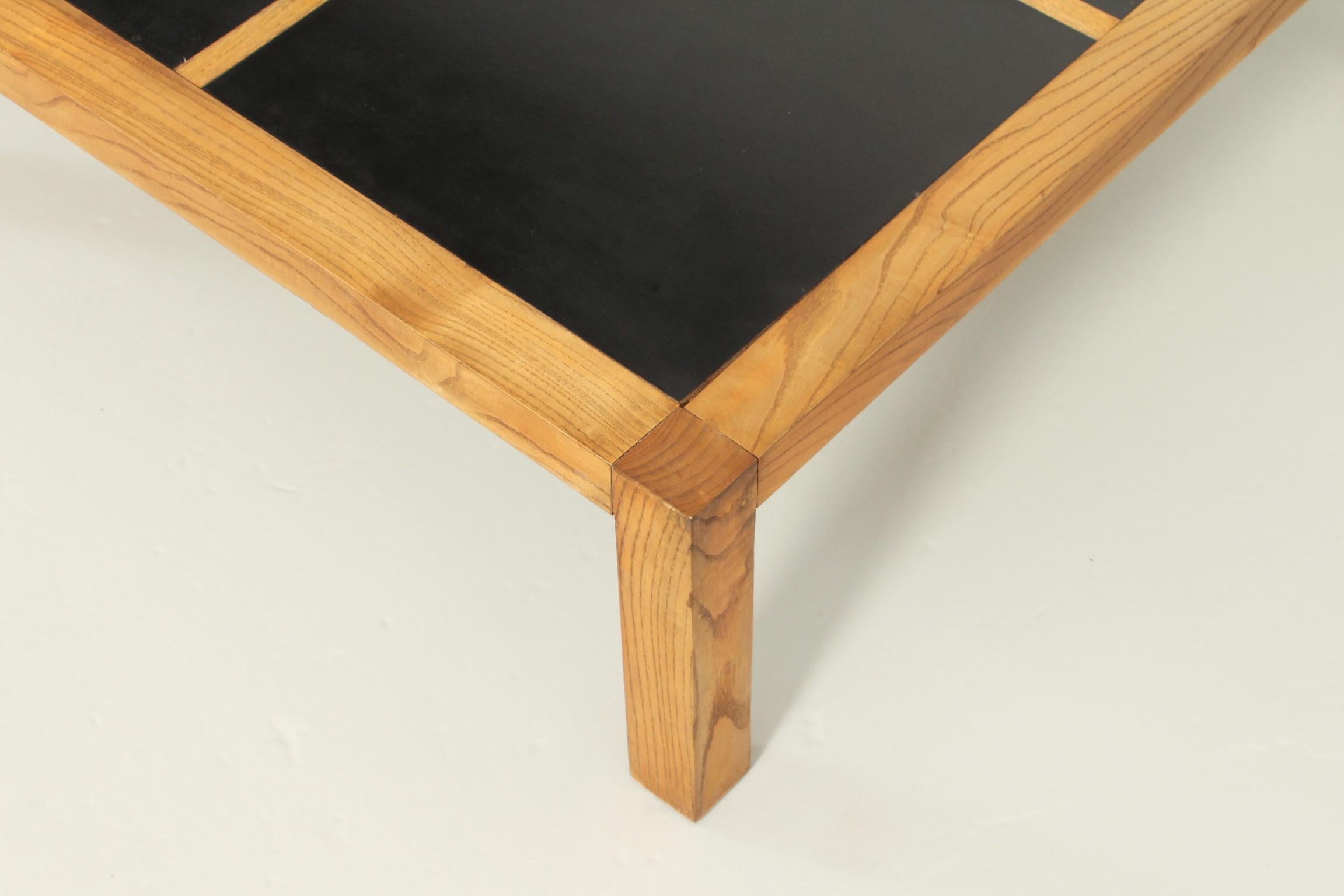 Coffee or Center Table in Pine Wood and Laminate, France, 1970's For Sale 1