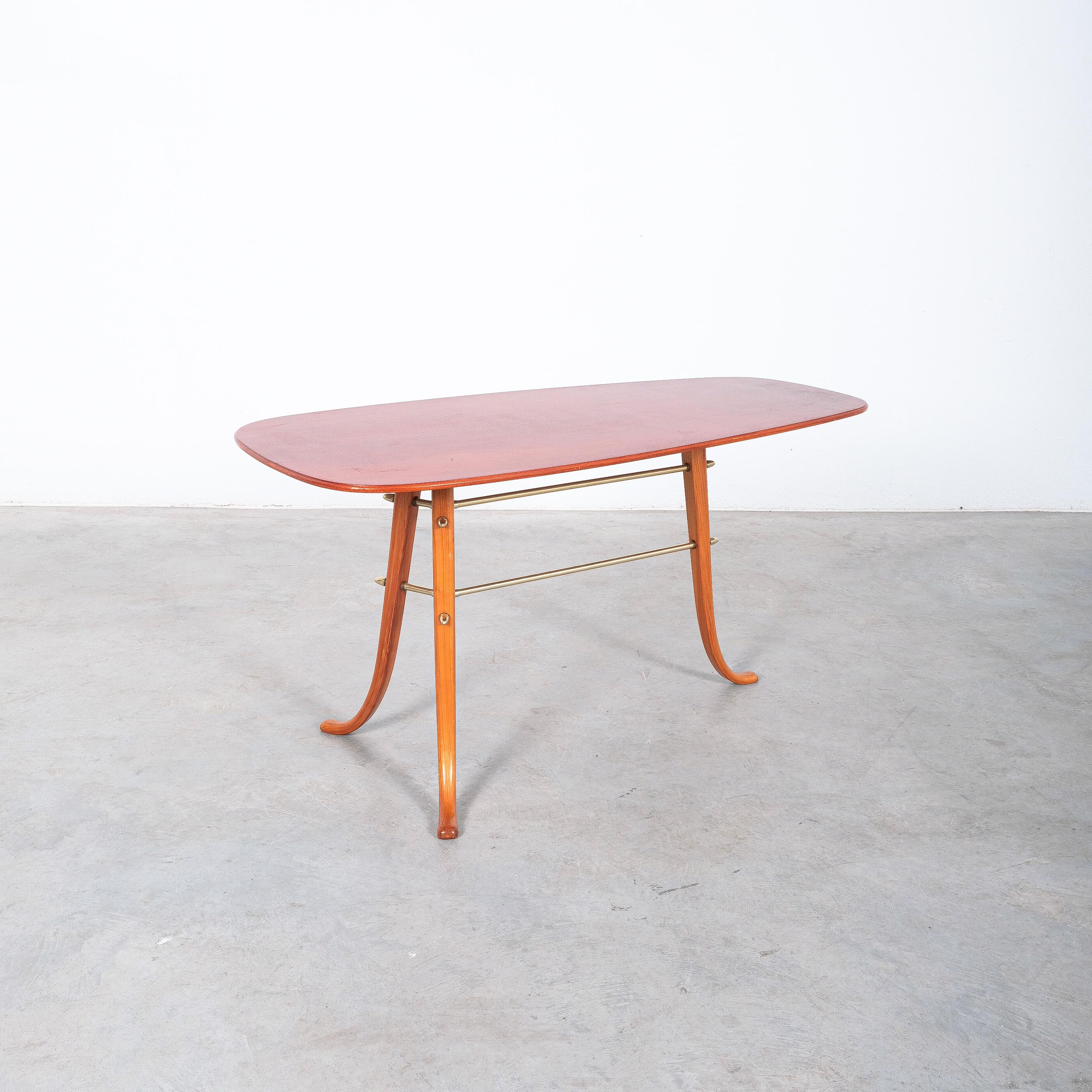 Mid-Century Modern Table basse ou table d'appoint Boomerang en bois de Gio Ponti, Italie, vers 1955 en vente