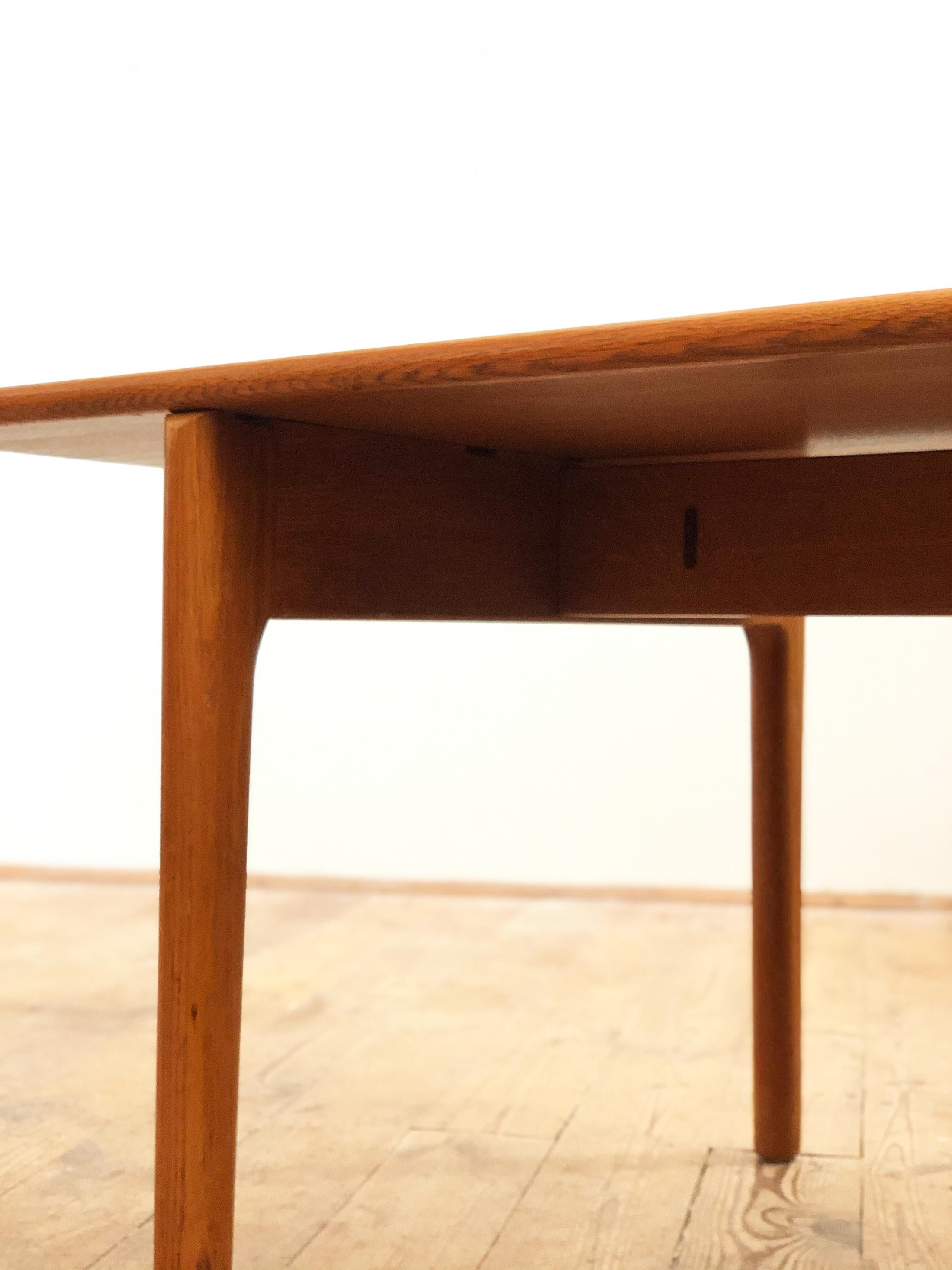 Coffee or Sofa Table by Hans Wegner, Modell AT-15 by Andreas Tuck 3