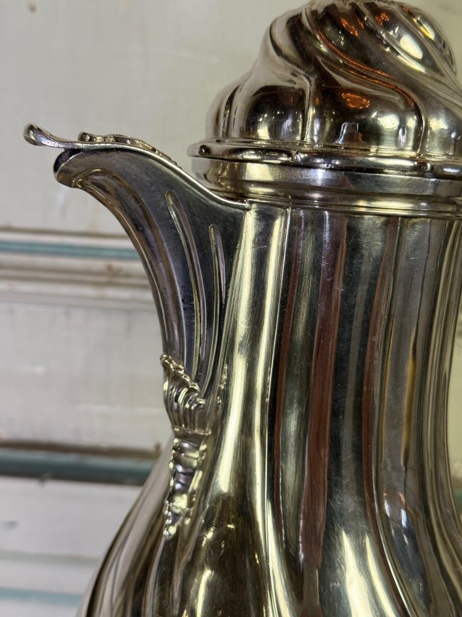 Cafetera con costillas retorcidas, matasellada en Namur, 1751, platero Jean-Baptis en Excelente estado para la venta en Honnelles, WHT