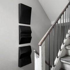 Triangle d'œuvres d'art sculptées en café, Mini par 101 Copenhagen