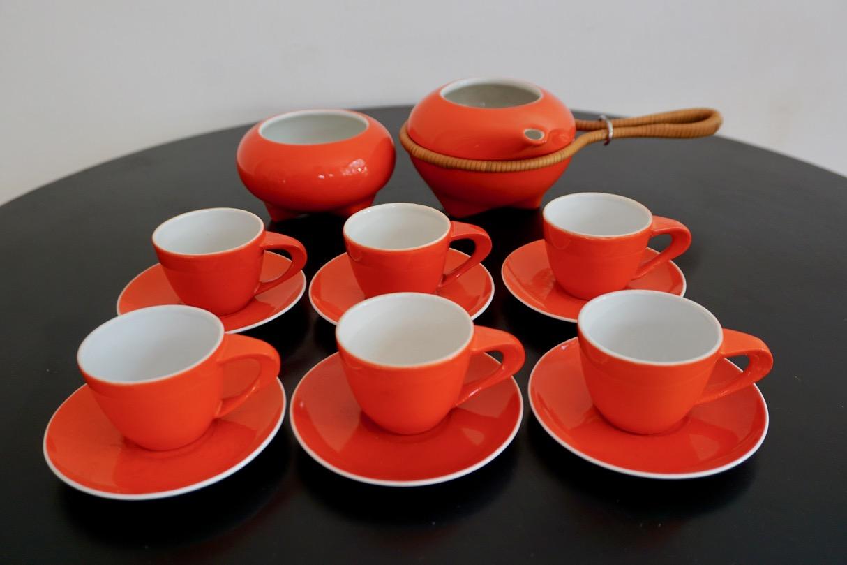 Coffee Set by János Török for Zsolnay Porcelain Manufactory, 1960s For Sale 2