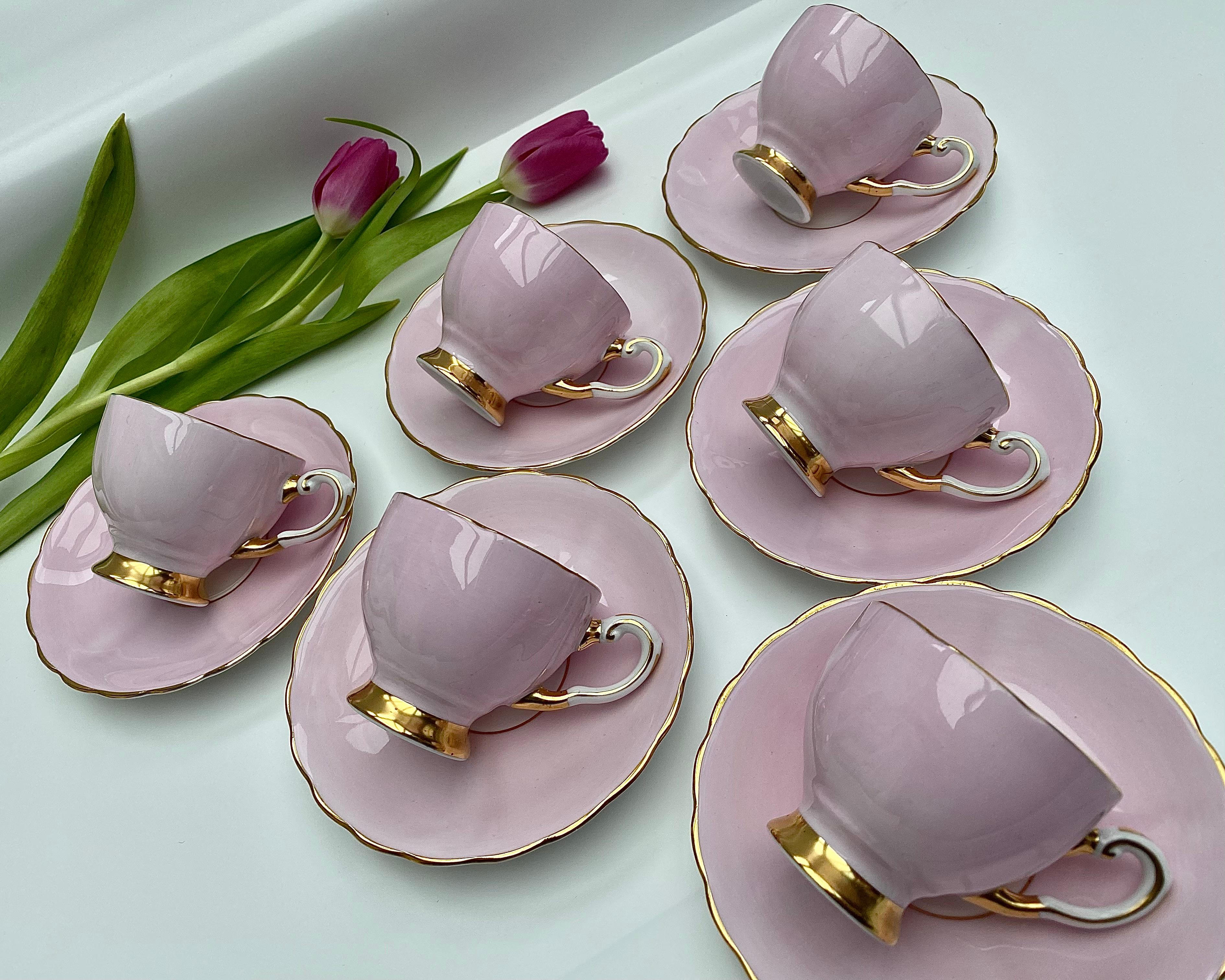 Service à café toscan Angleterre Bone China vintage plaqué or émail rose pâle, années 1960 Excellent état - En vente à Bastogne, BE