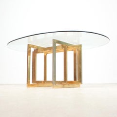 Table basse / table d'appoint Pierre Cardin, base en laiton/ plateau en verre, France 1970-ies