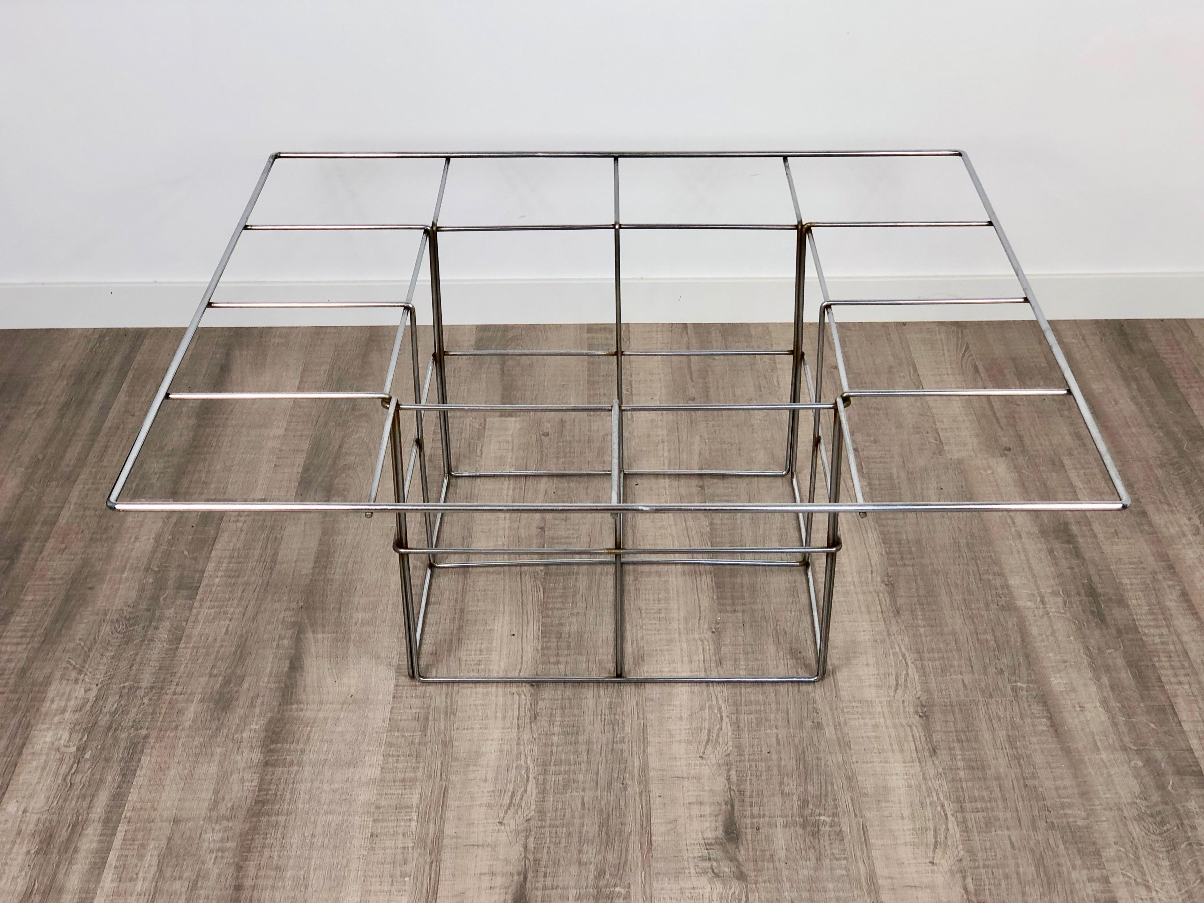 Late 20th Century Coffee Side Table Cage Effect in Metal and Smoked Glass, Verner Panton Style For Sale