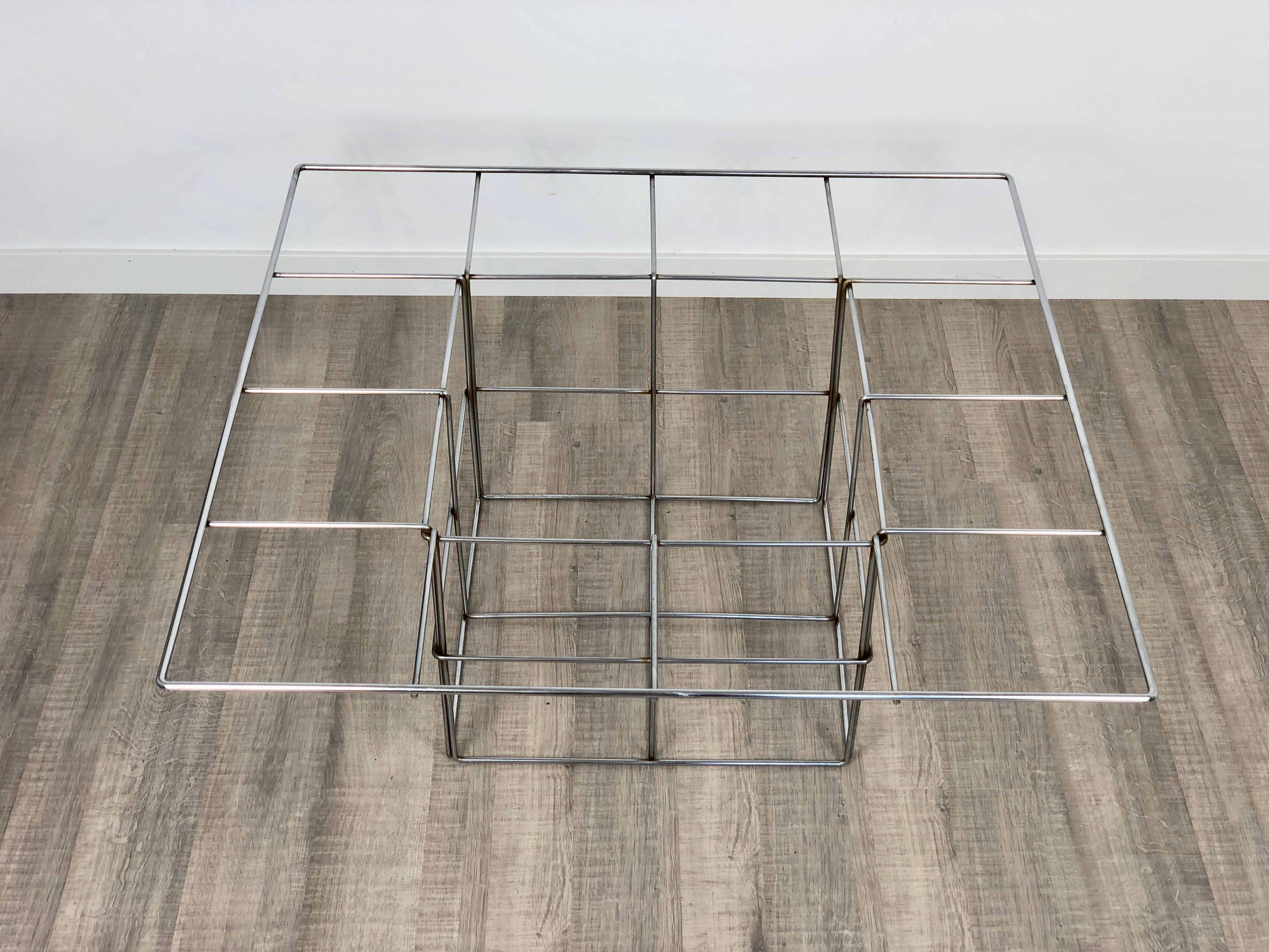 Coffee Side Table Cage Effect in Metal and Smoked Glass, Verner Panton Style For Sale 1