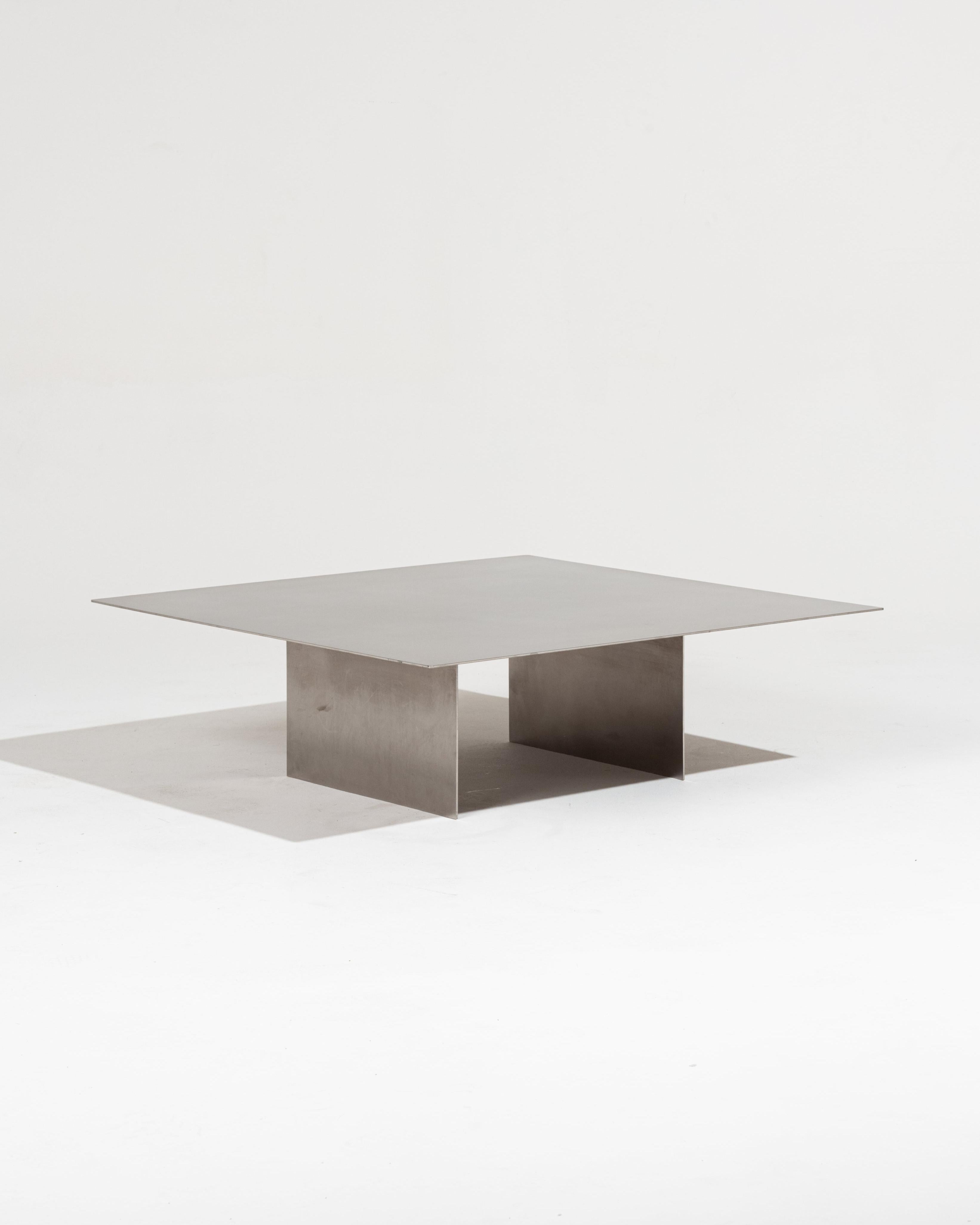 Couchtisch 06 aus gebürstetem Metall (21. Jahrhundert und zeitgenössisch) im Angebot