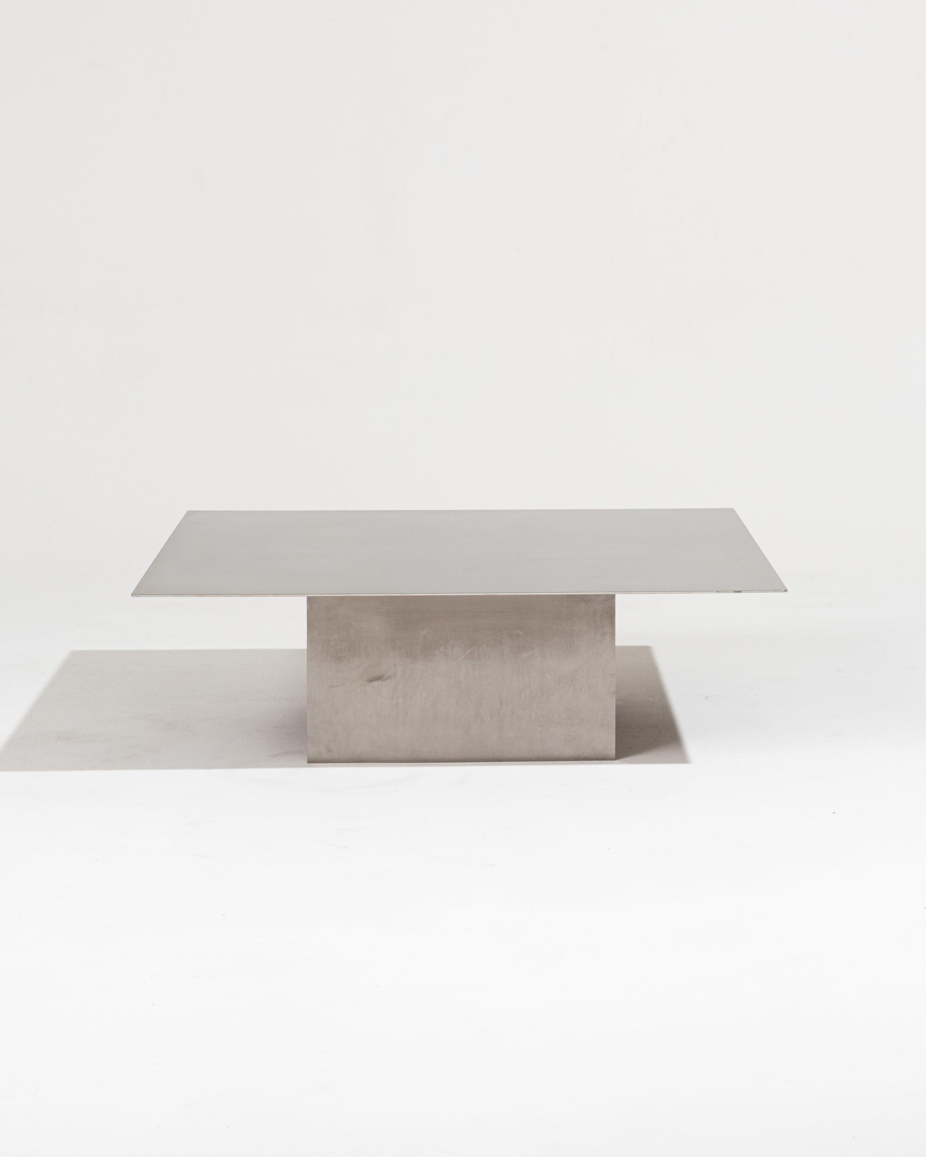 Couchtisch 06 aus gebürstetem Metall im Angebot 1