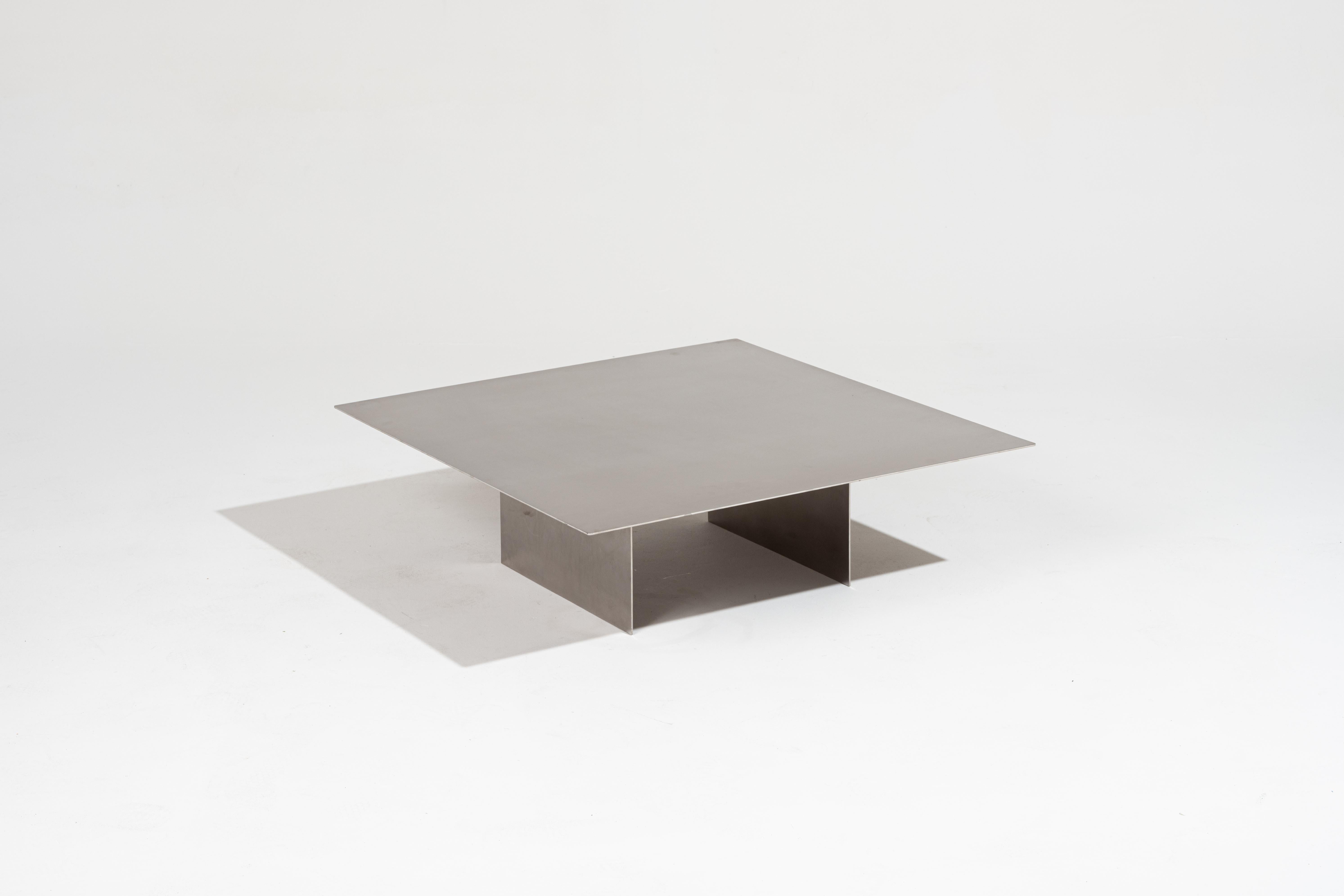 Couchtisch 06 aus gebürstetem Metall im Angebot 3