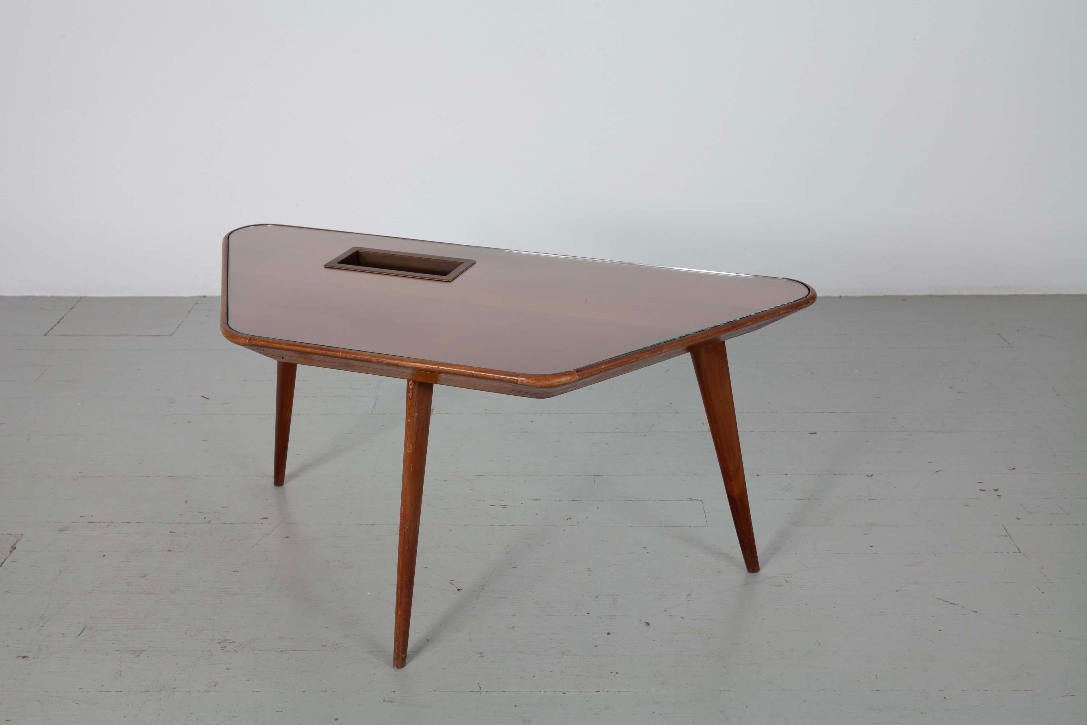 Tavolino da caffè, anni '50, attribuito a Gio Ponti in vendita 4