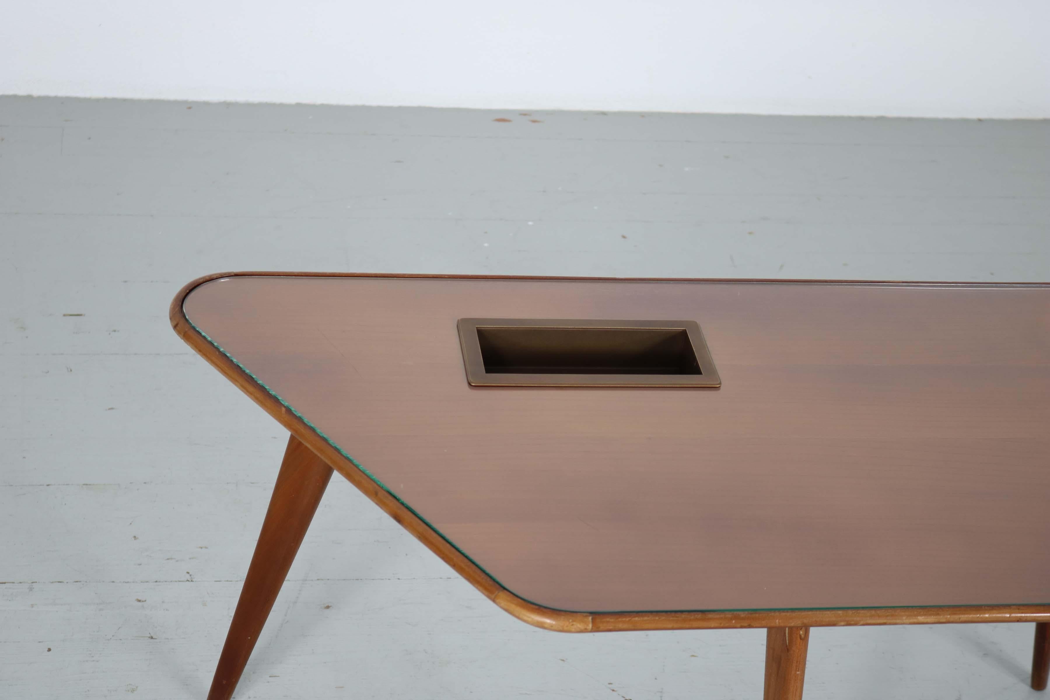 Tavolino da caffè, anni '50, attribuito a Gio Ponti in vendita 6