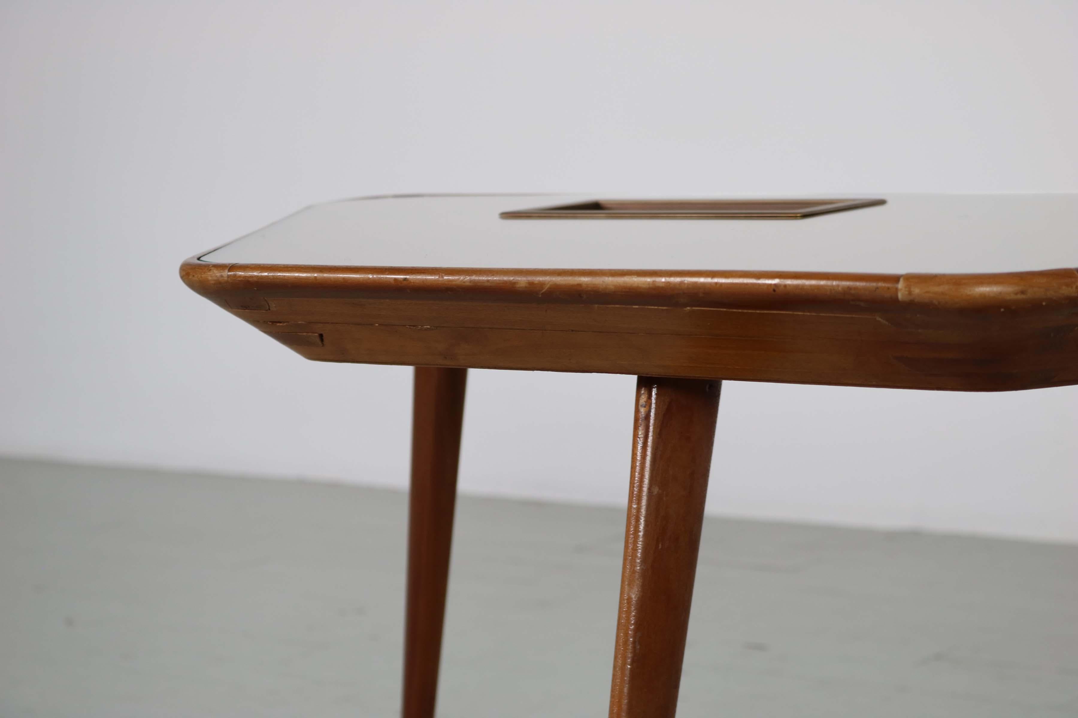 Tavolino da caffè, anni '50, attribuito a Gio Ponti in vendita 10