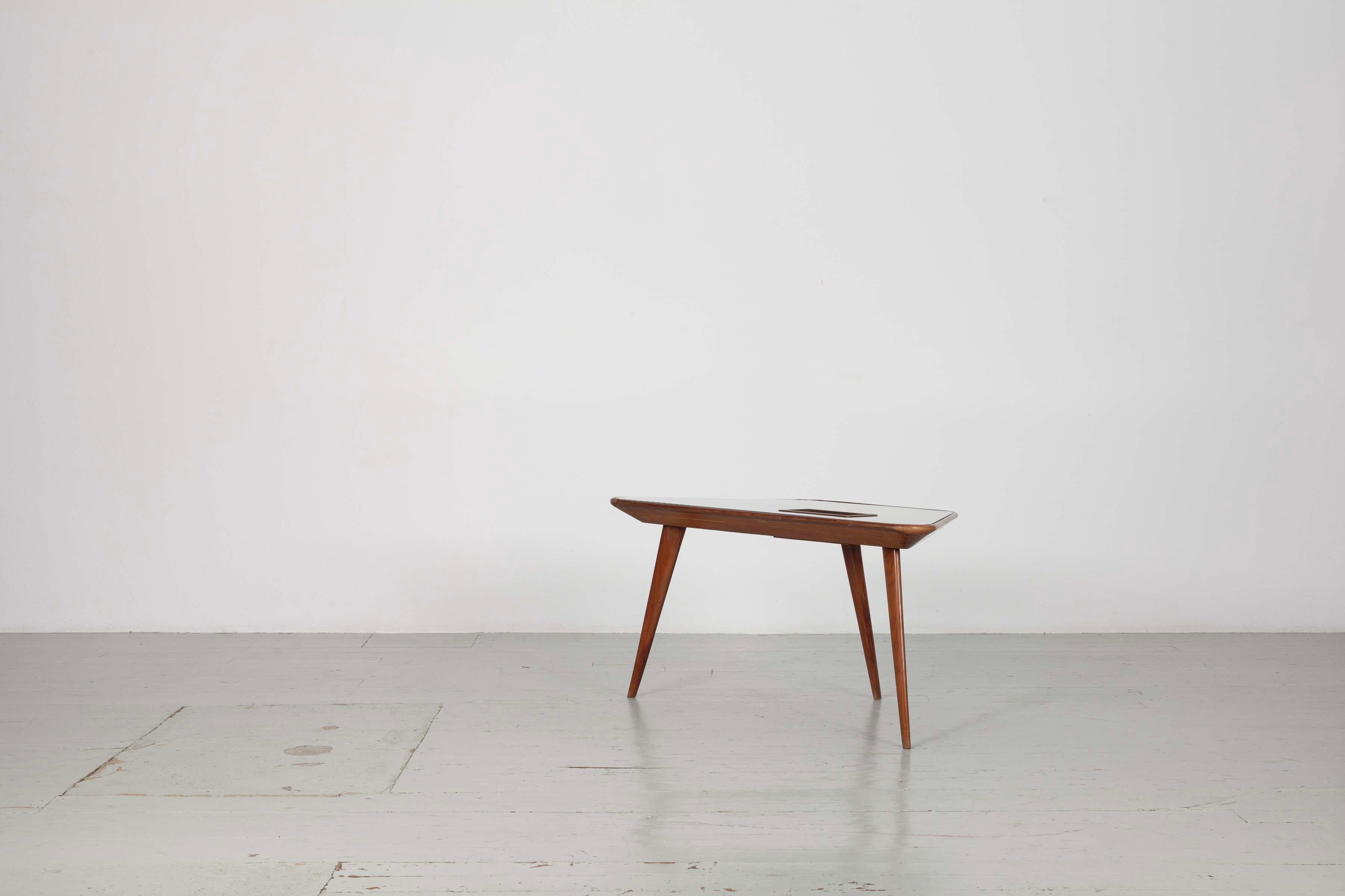 Tavolino da caffè, anni '50, attribuito a Gio Ponti In condizioni buone in vendita a Wolfurt, AT