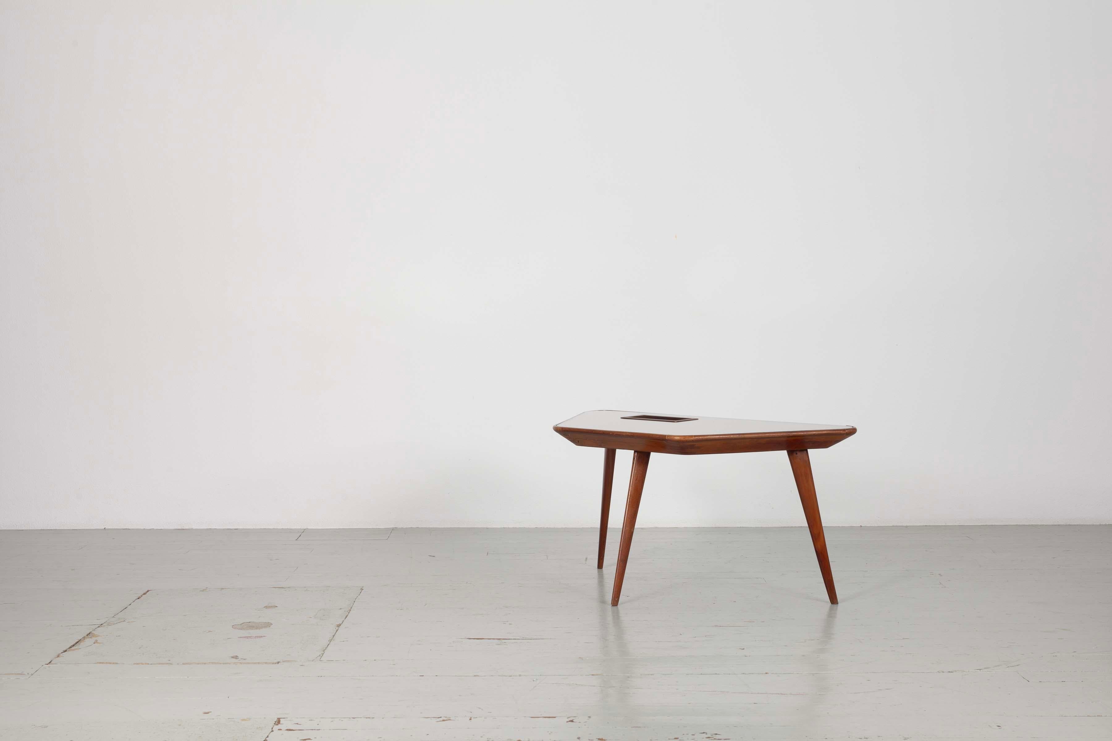 Tavolino da caffè, anni '50, attribuito a Gio Ponti in vendita 2