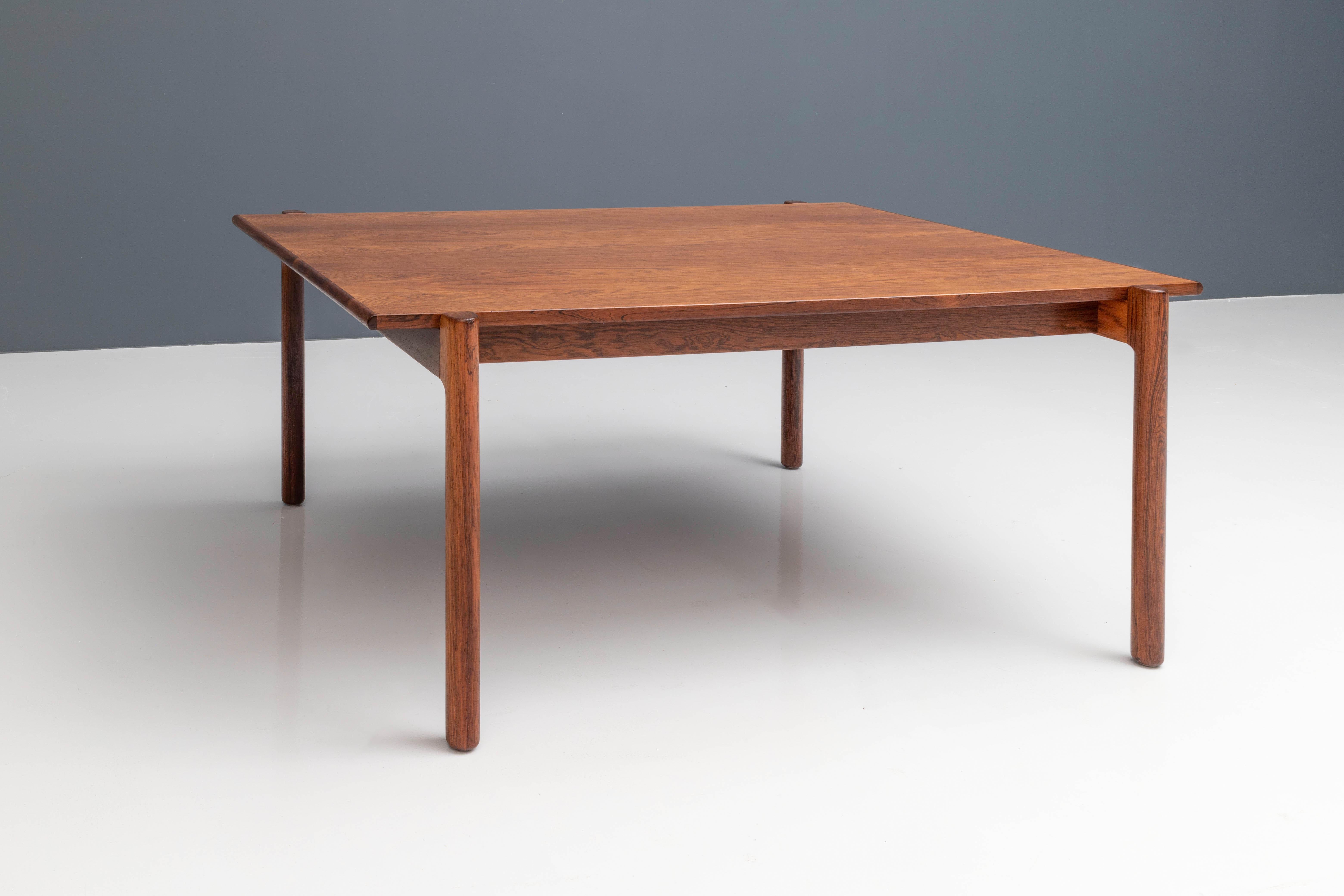 Danish Coffee Table '547' by Kurt Østervig in Rosewood, Denmark, 1970's For Sale