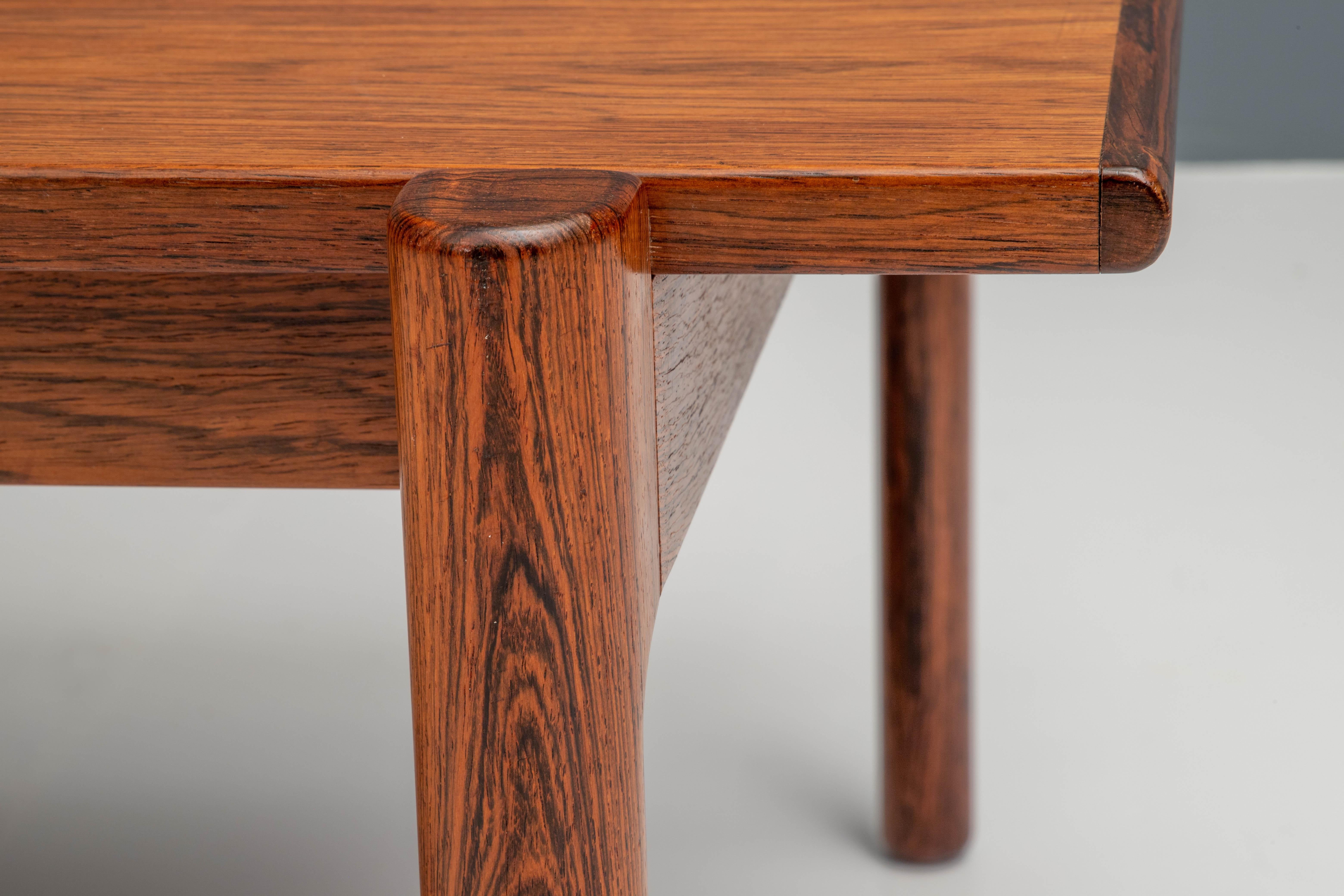 Table basse '547' de Kurt stervig en bois de rose, Danemark, années 1970 Bon état - En vente à Uithoorn, NL