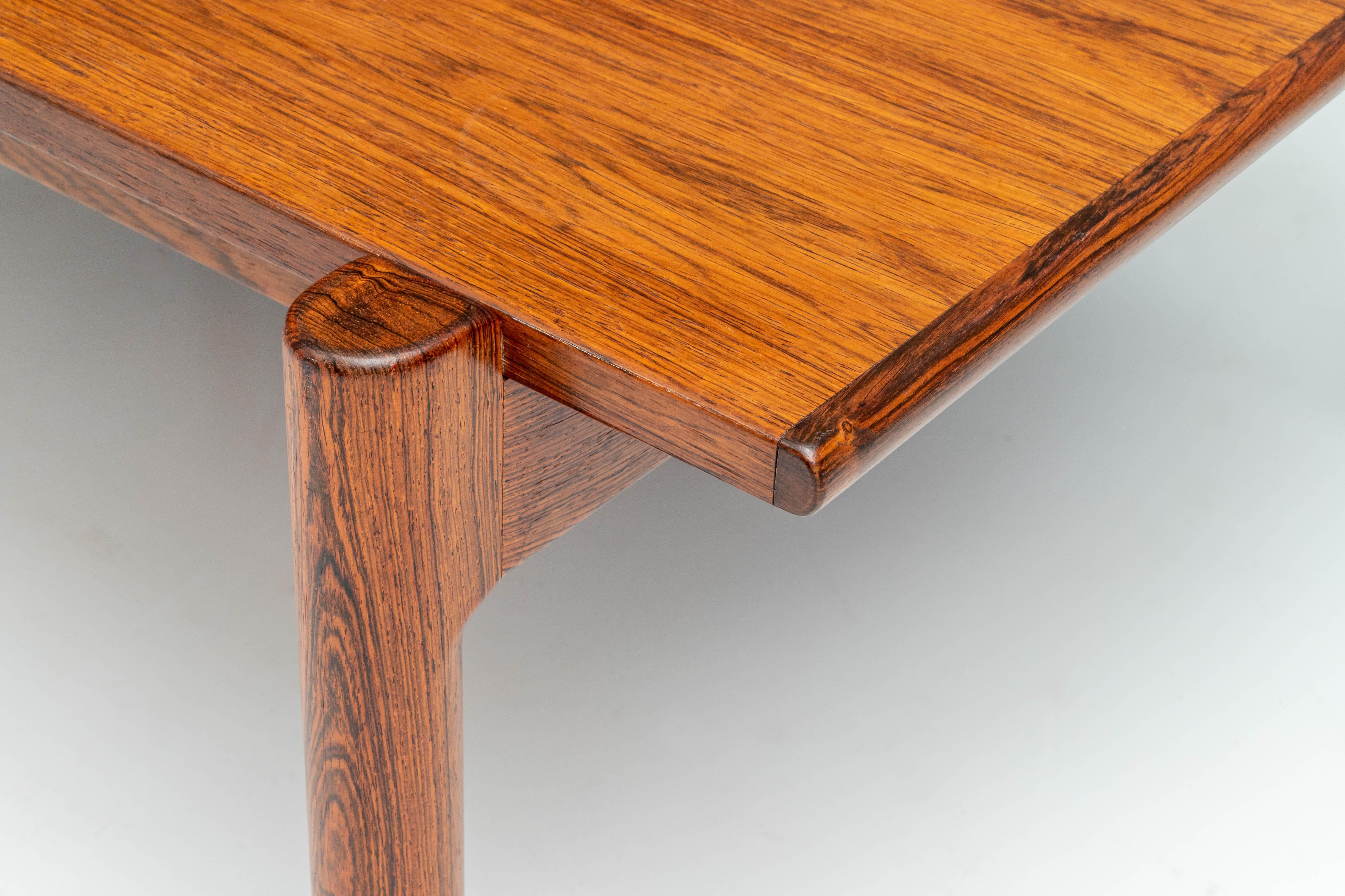 Coffee Table '547' by Kurt Østervig in Rosewood, Denmark, 1970's For Sale 1