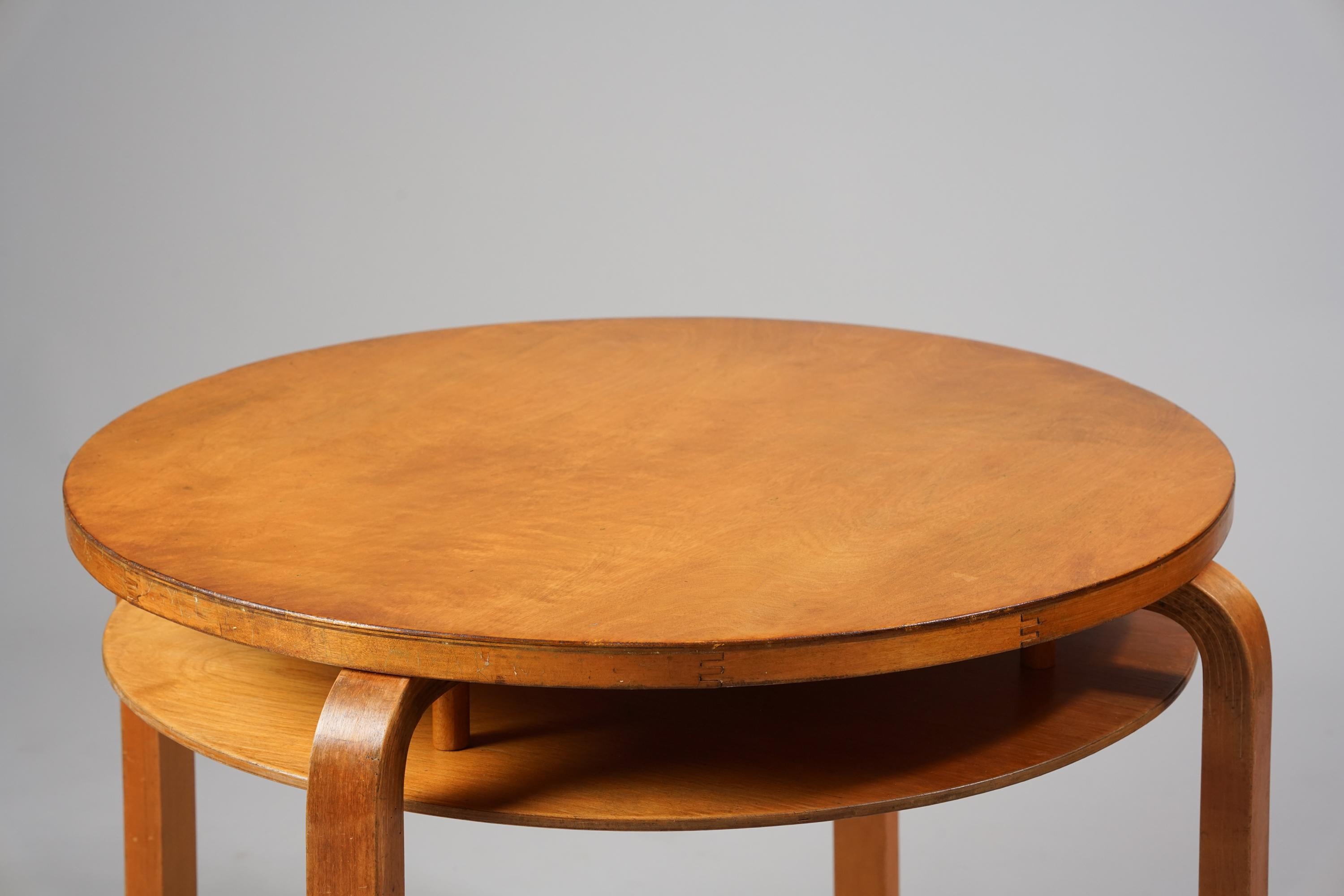 Coffee table, designed by Alvar Aalto, manufactured by Oy Huonekalu- ja Rakennustyötehdas Ab, 1930s, birch. Good vintage condition, patina consistent with age and use. 

Alvar Aalto (1898-1976) is probably the most famous Finnish architect and