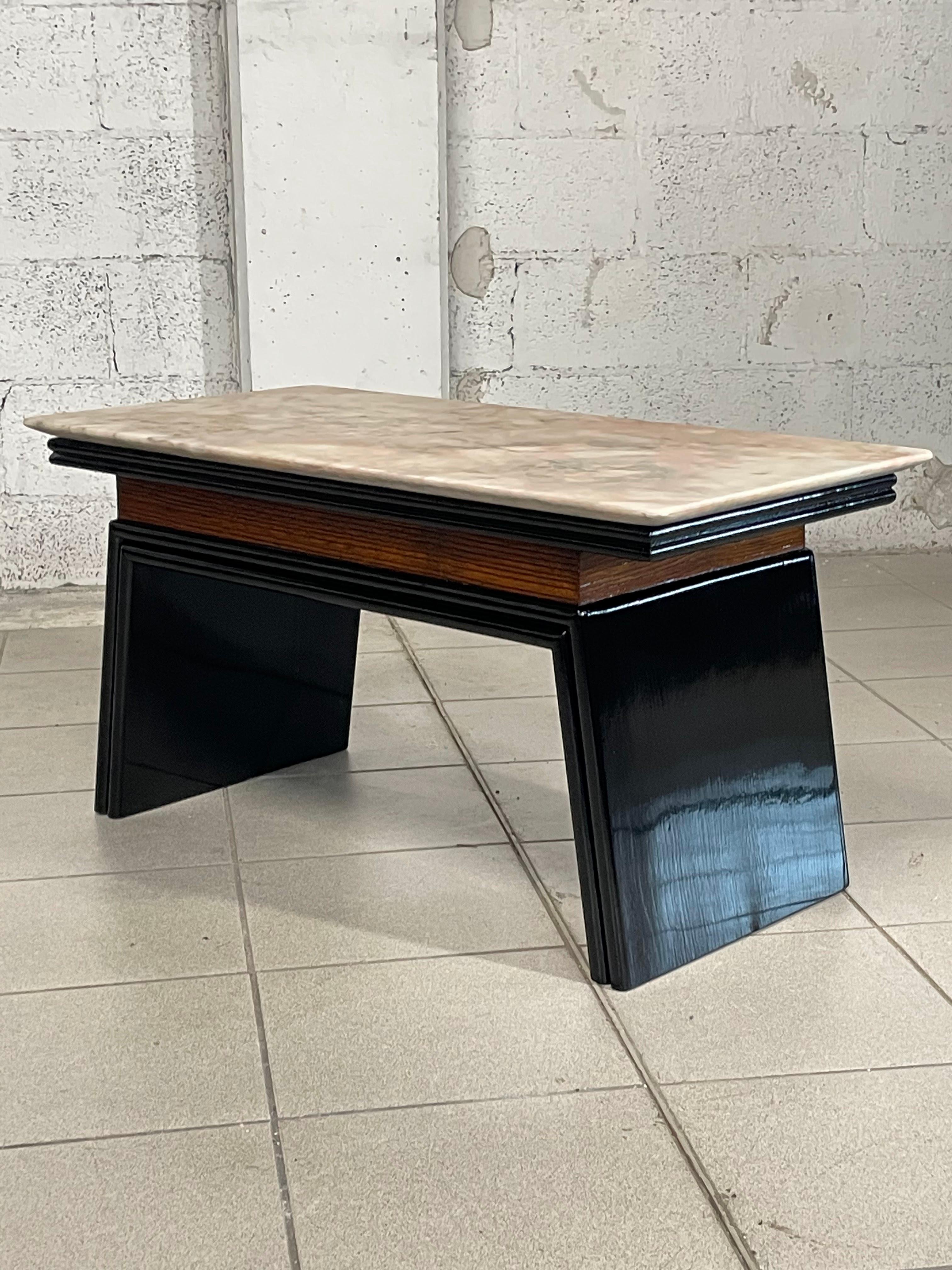 1940s-50s coffee table in the style of Osvaldo Borsani For Sale 9