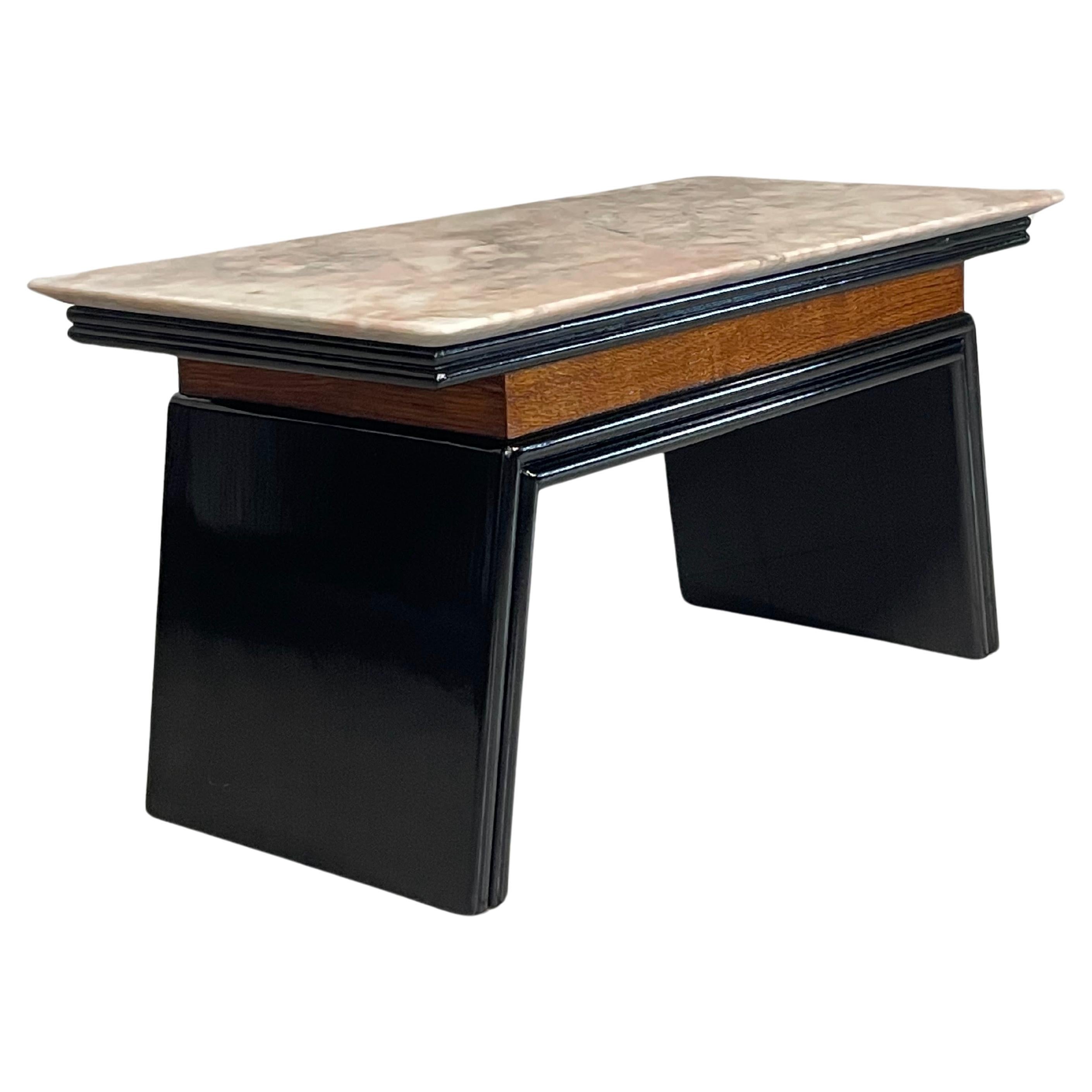 1940s-50s coffee table in the style of Osvaldo Borsani For Sale