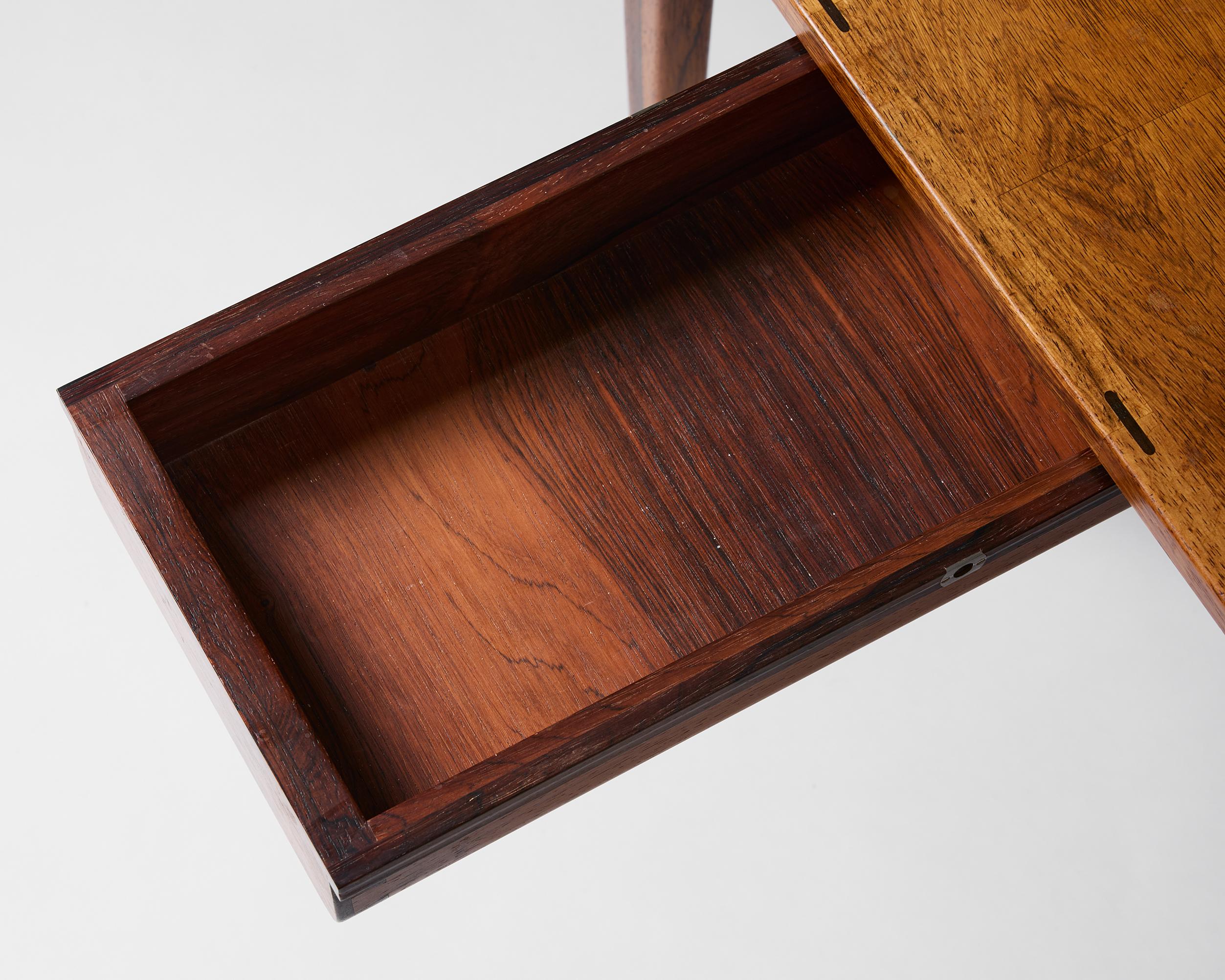 Table basse danoise en bois de rose des années 1960 en vente 2