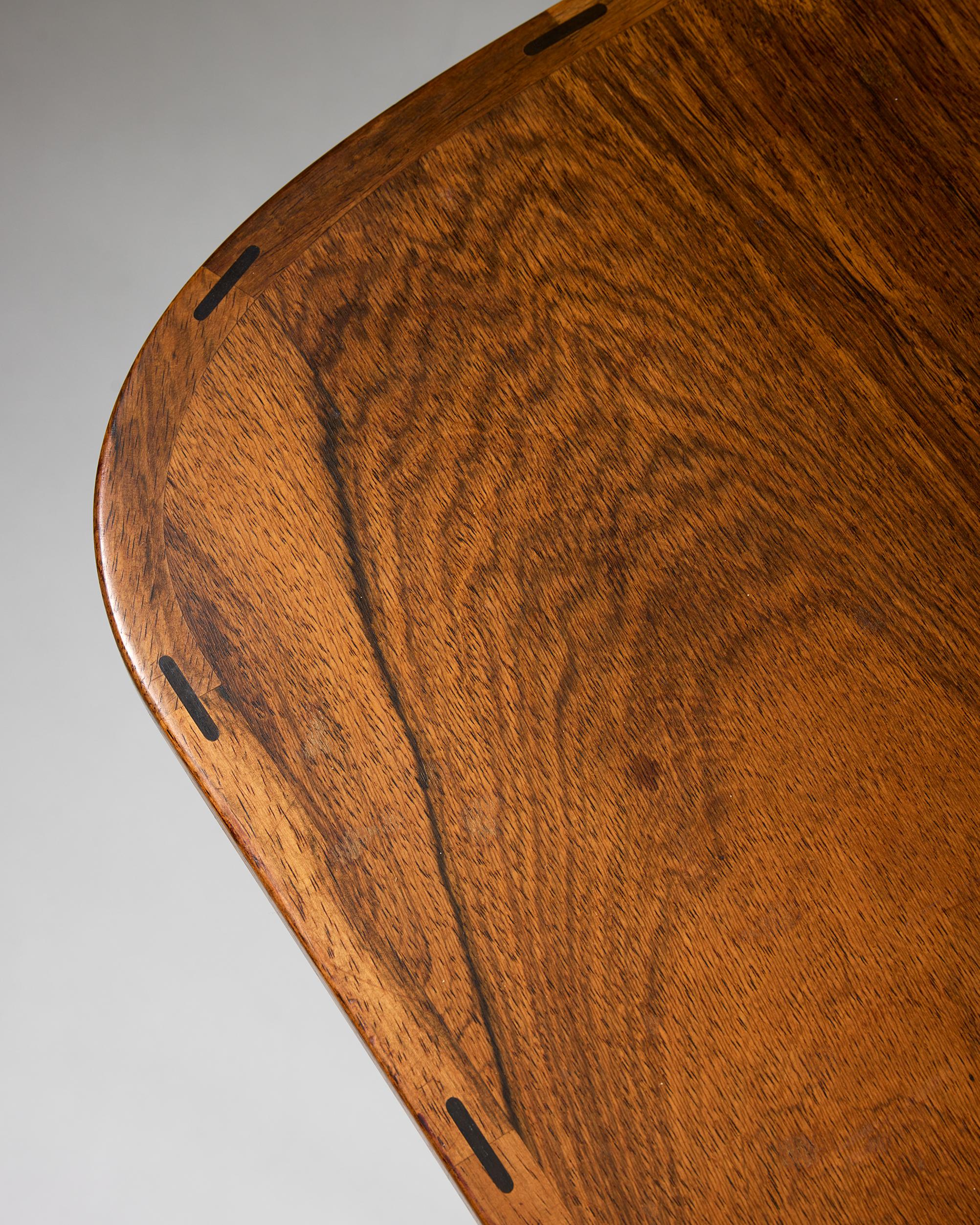 Table basse danoise en bois de rose des années 1960 en vente 3