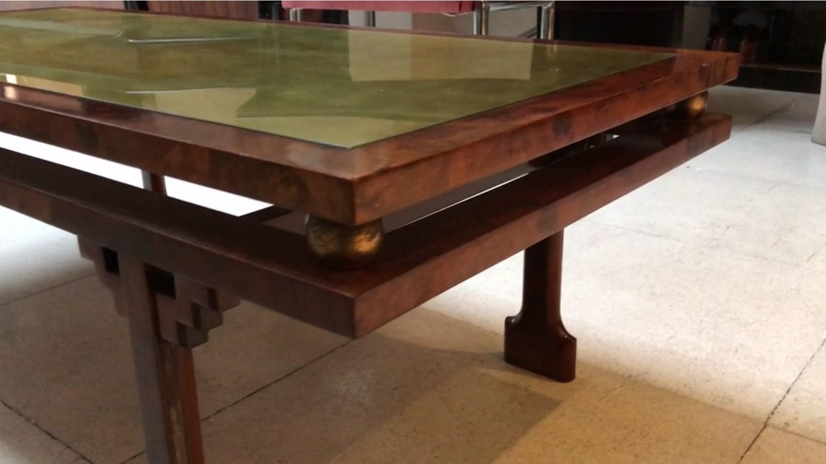 Couchtisch im Art déco-Stil, Frankreich, 1920, Materialien: Holz, Glas und Blattgold im Angebot 1