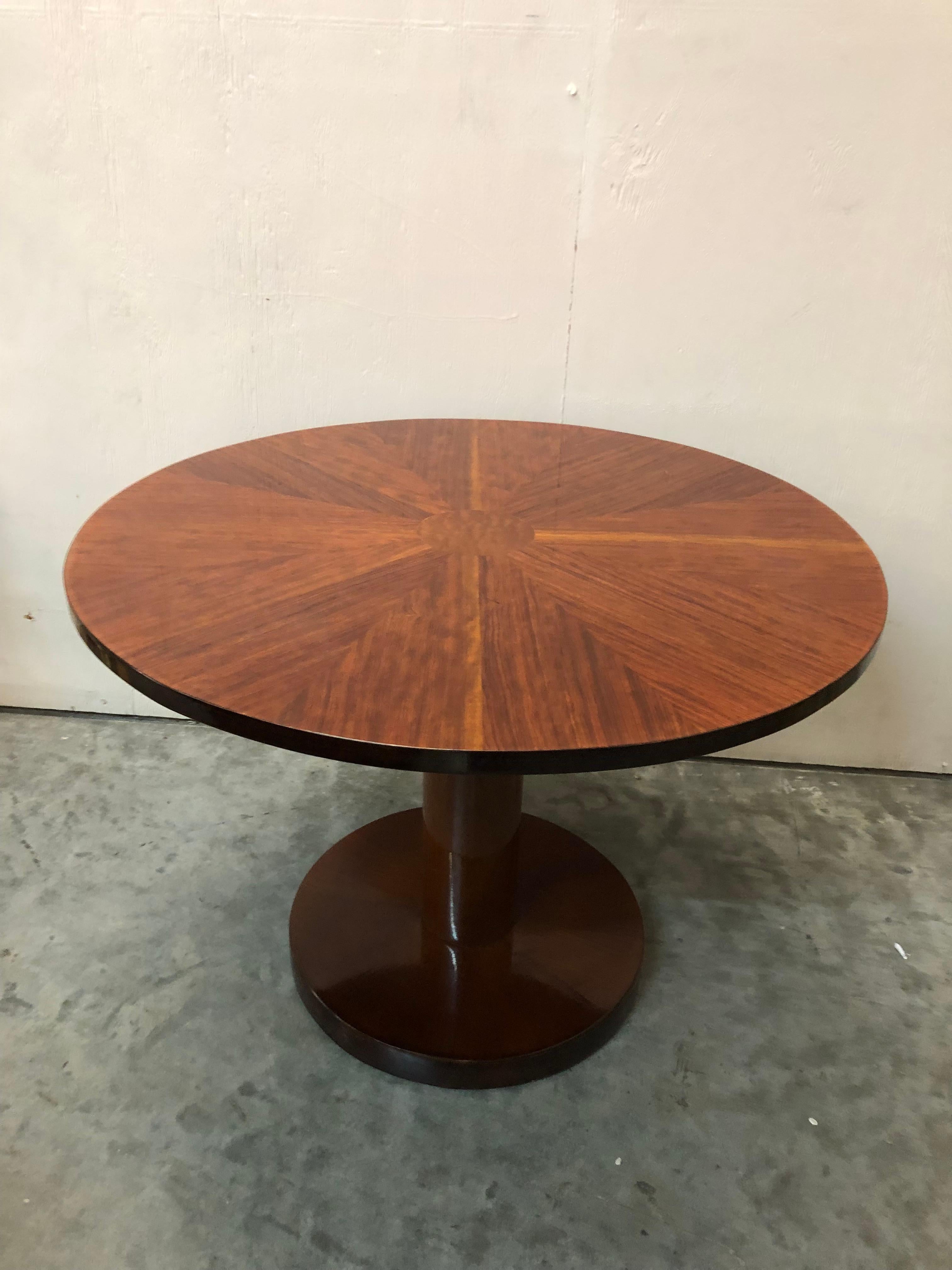 Coffee Table Art Deco in Wood, French, 1930 For Sale 3