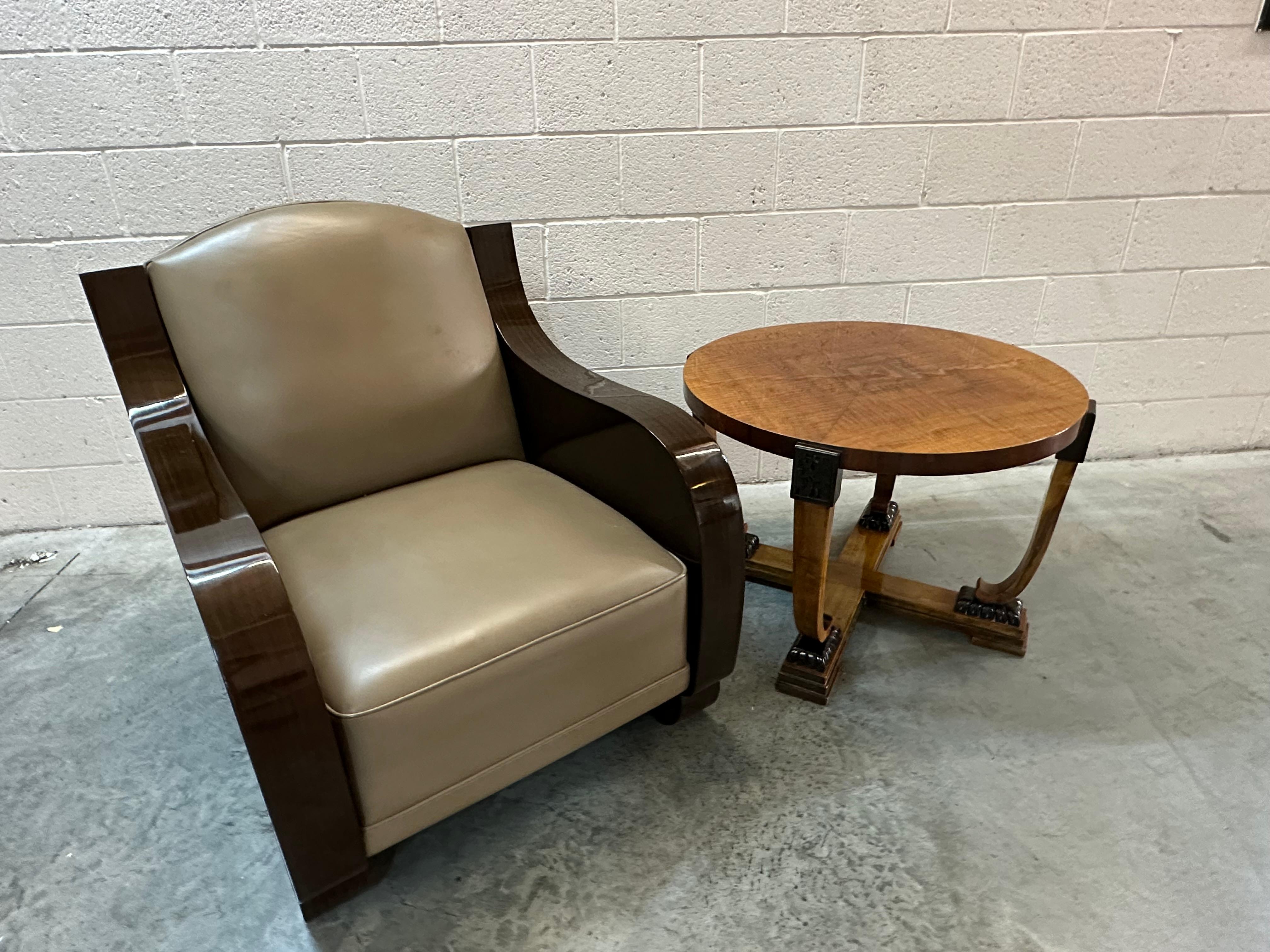 Table basse Art Déco en bois - France - 1930 - « Livraison gratuite en fleurs » en vente 1