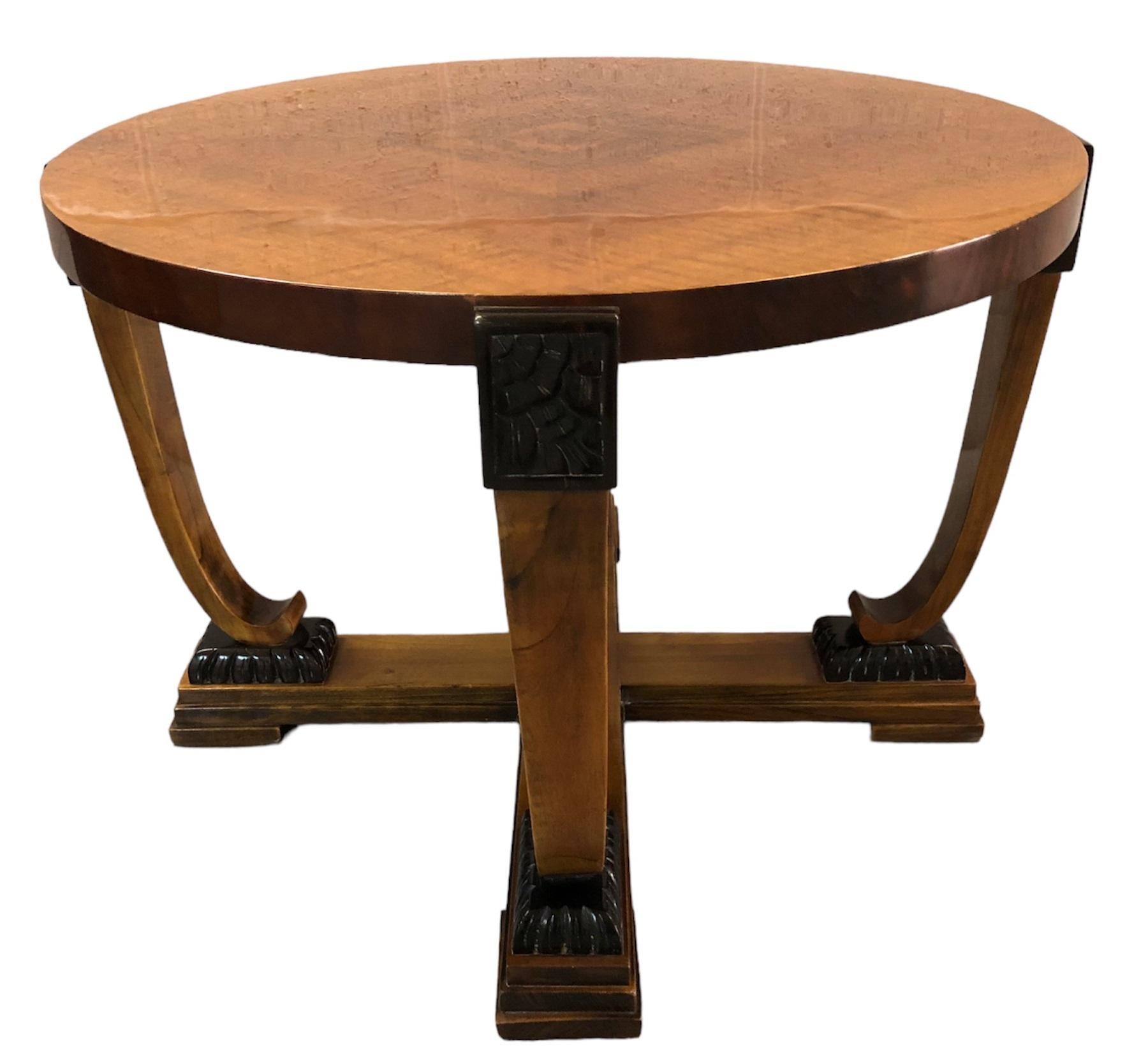 Table basse Art Déco en bois - France - 1930 - « Livraison gratuite en fleurs » en vente 9